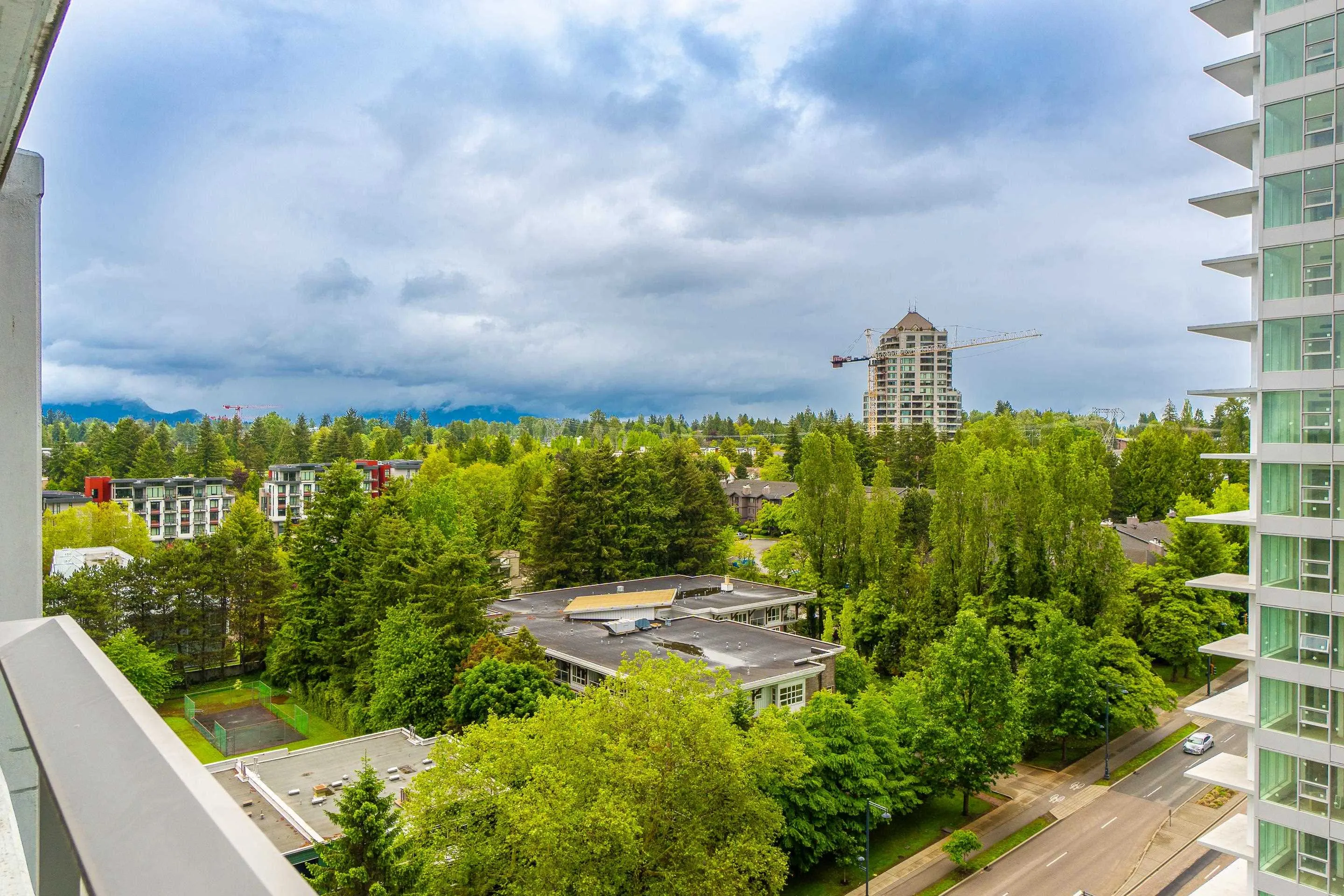 1915 13750 100 Avenue