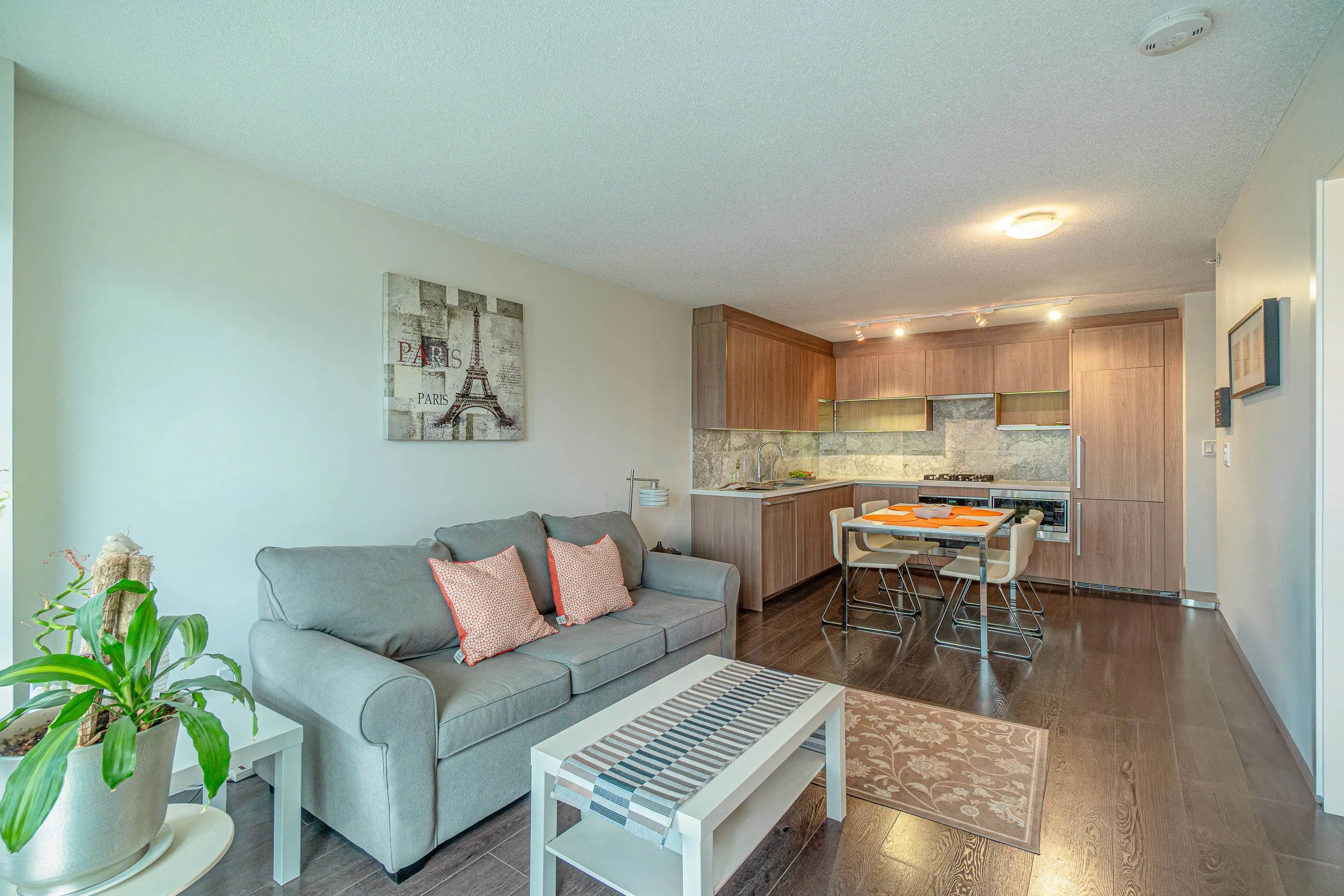 1915 13750 100 Avenue
