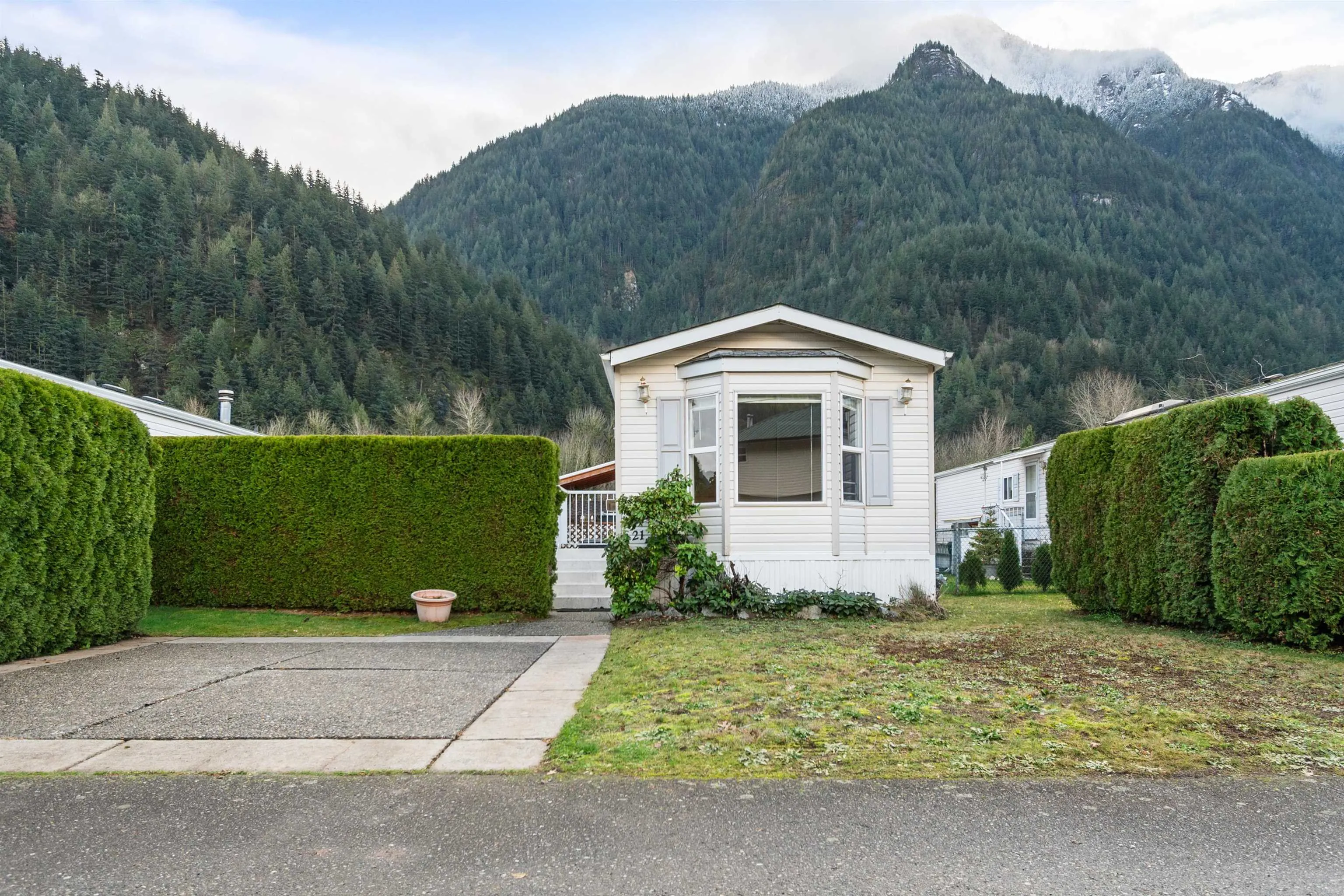 21 62790 Flood Hope Road