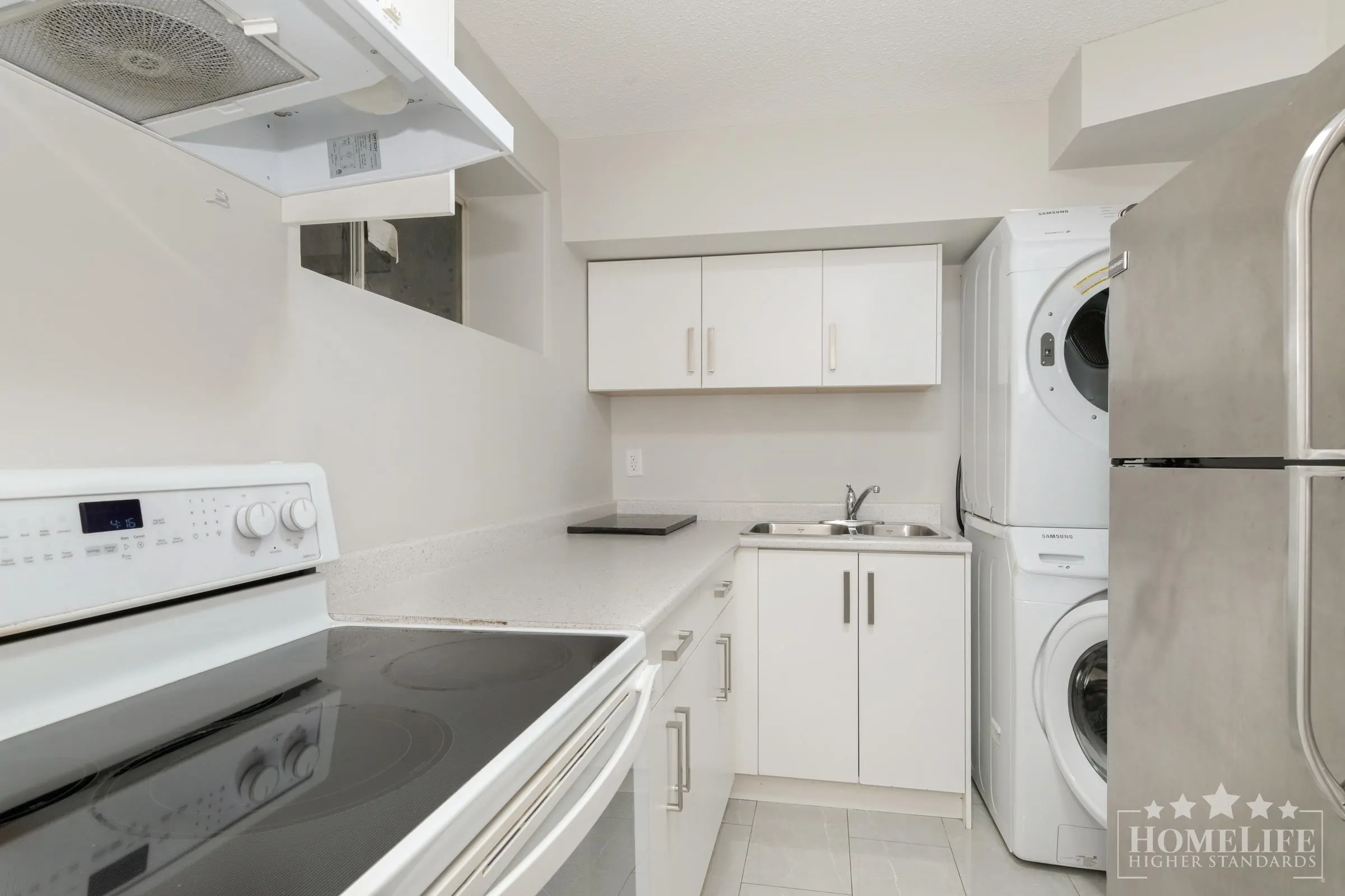 Basement 34330 Woodbine Crescent