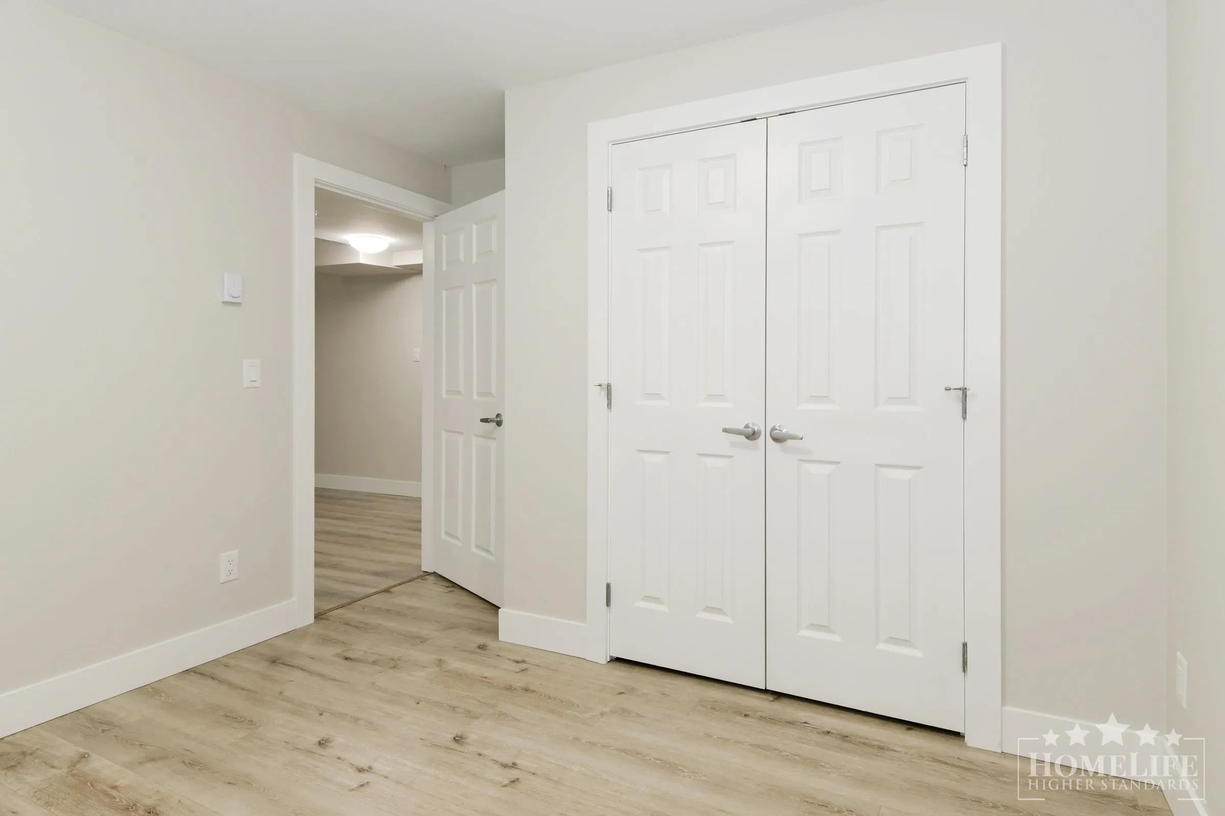 Basement 34330 Woodbine Crescent