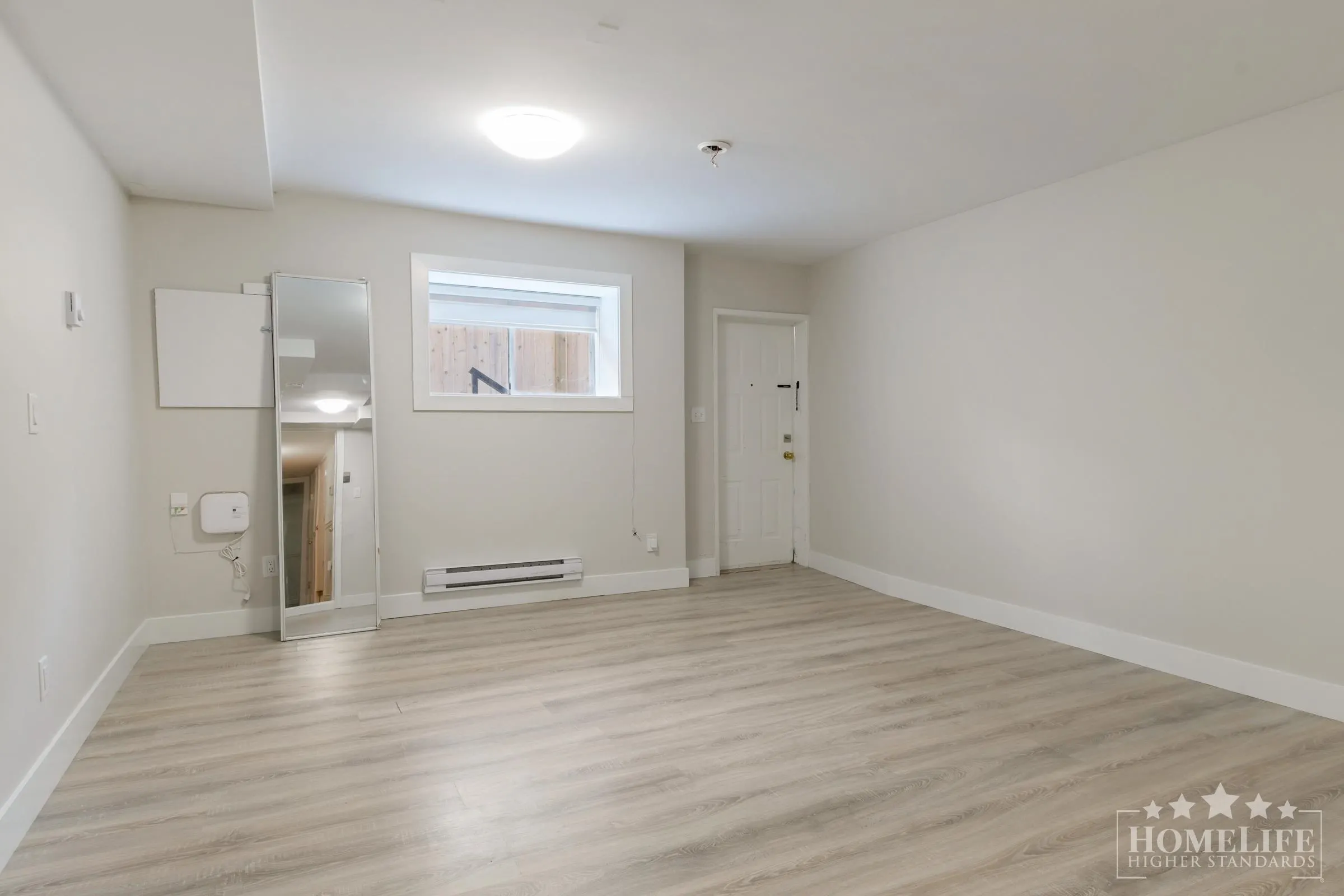 Basement 34330 Woodbine Crescent