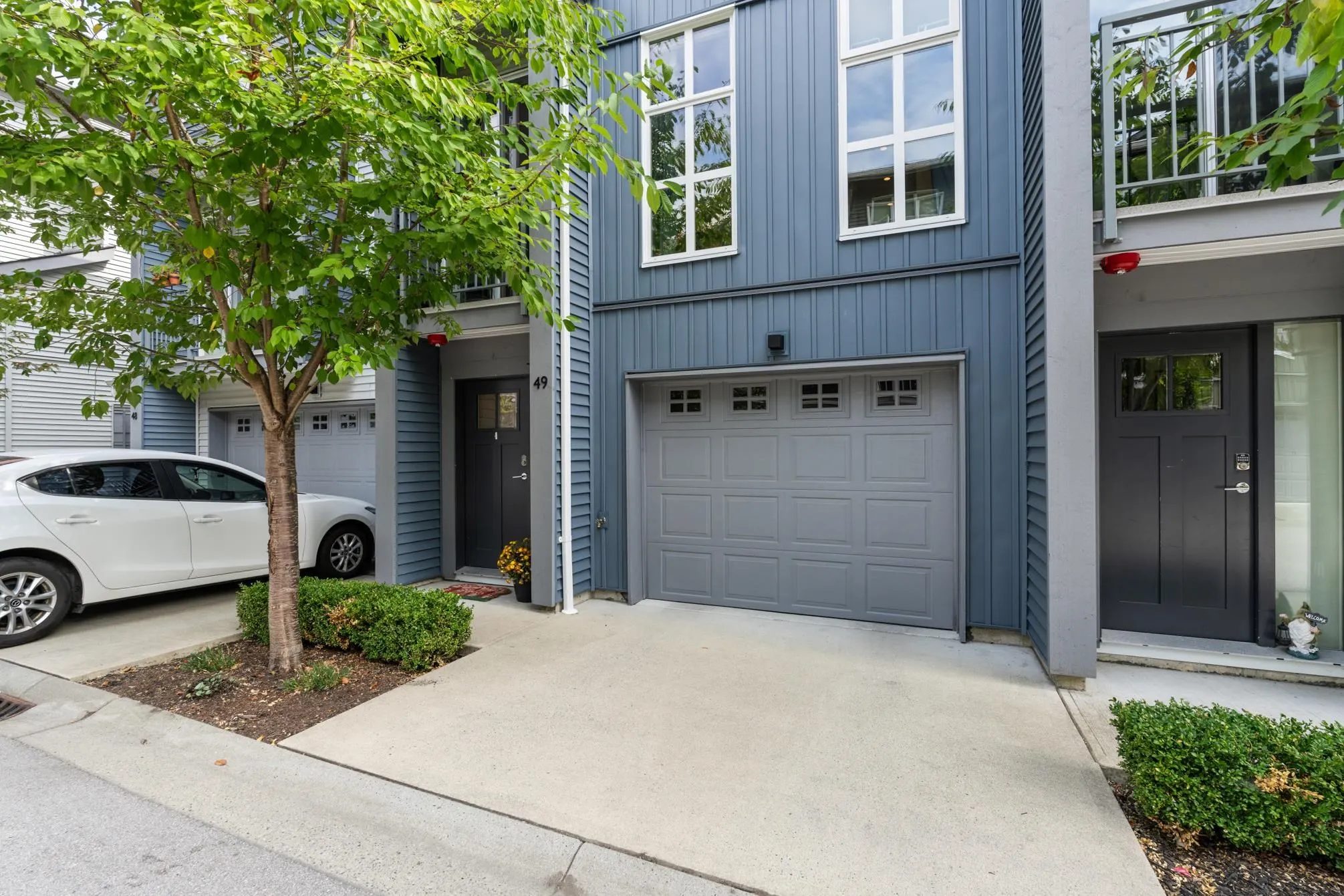 49 24076 112 Avenue