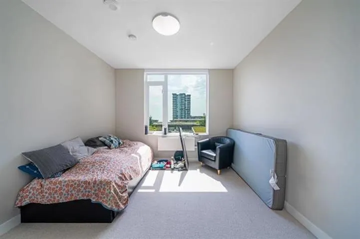 504 8761 University Crescent