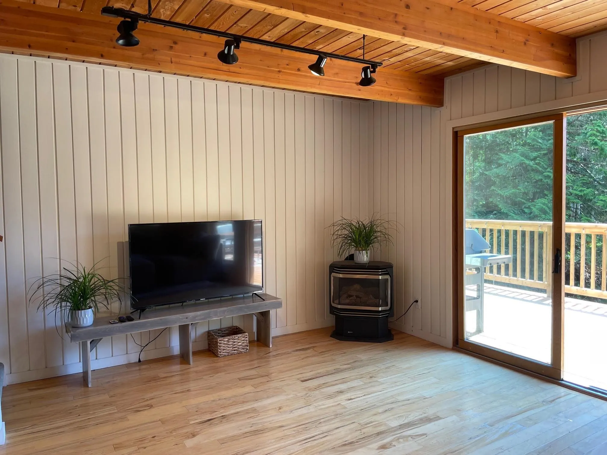 2617 Sunshine Coast Highway