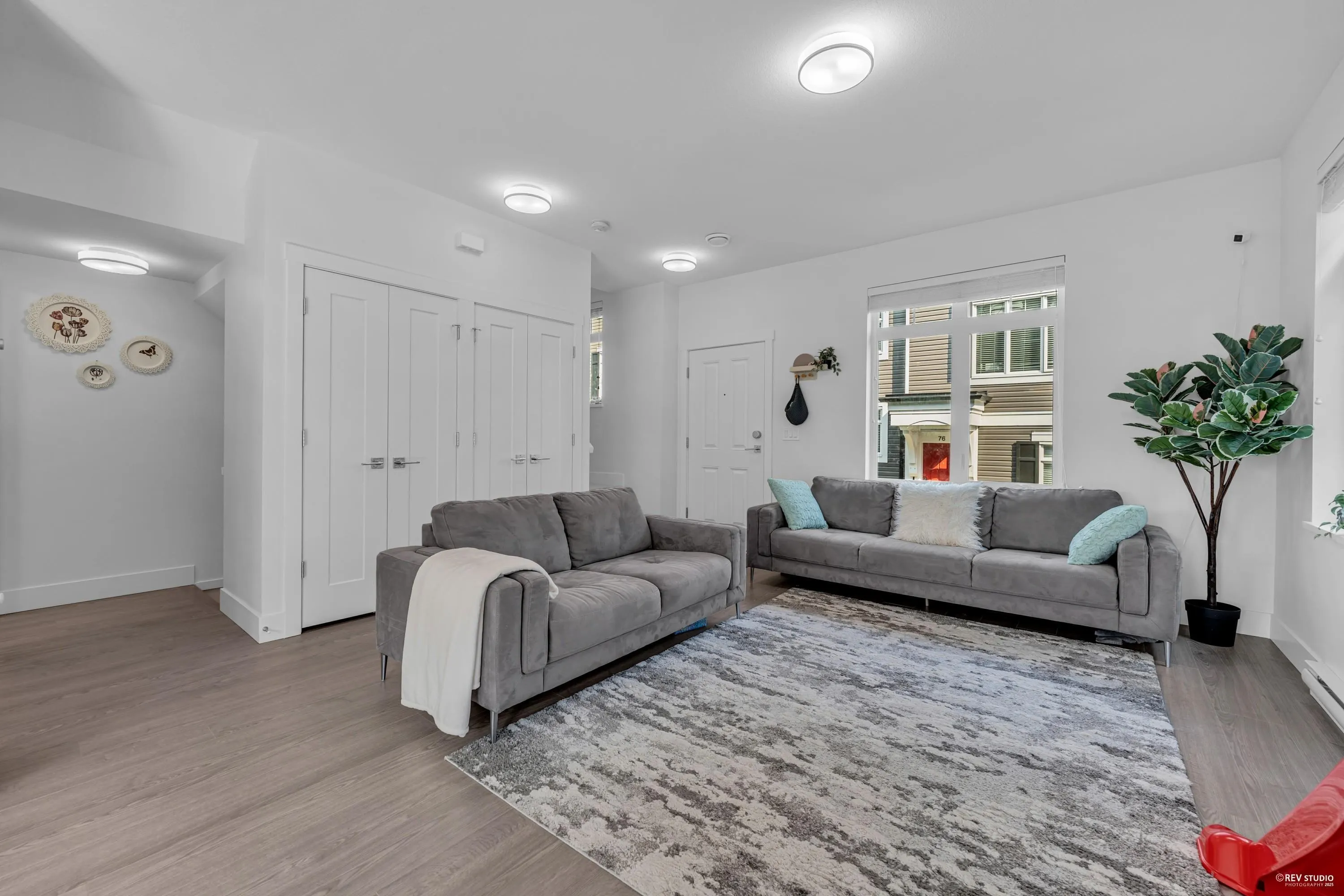 87 2070 Oak Meadows Drive