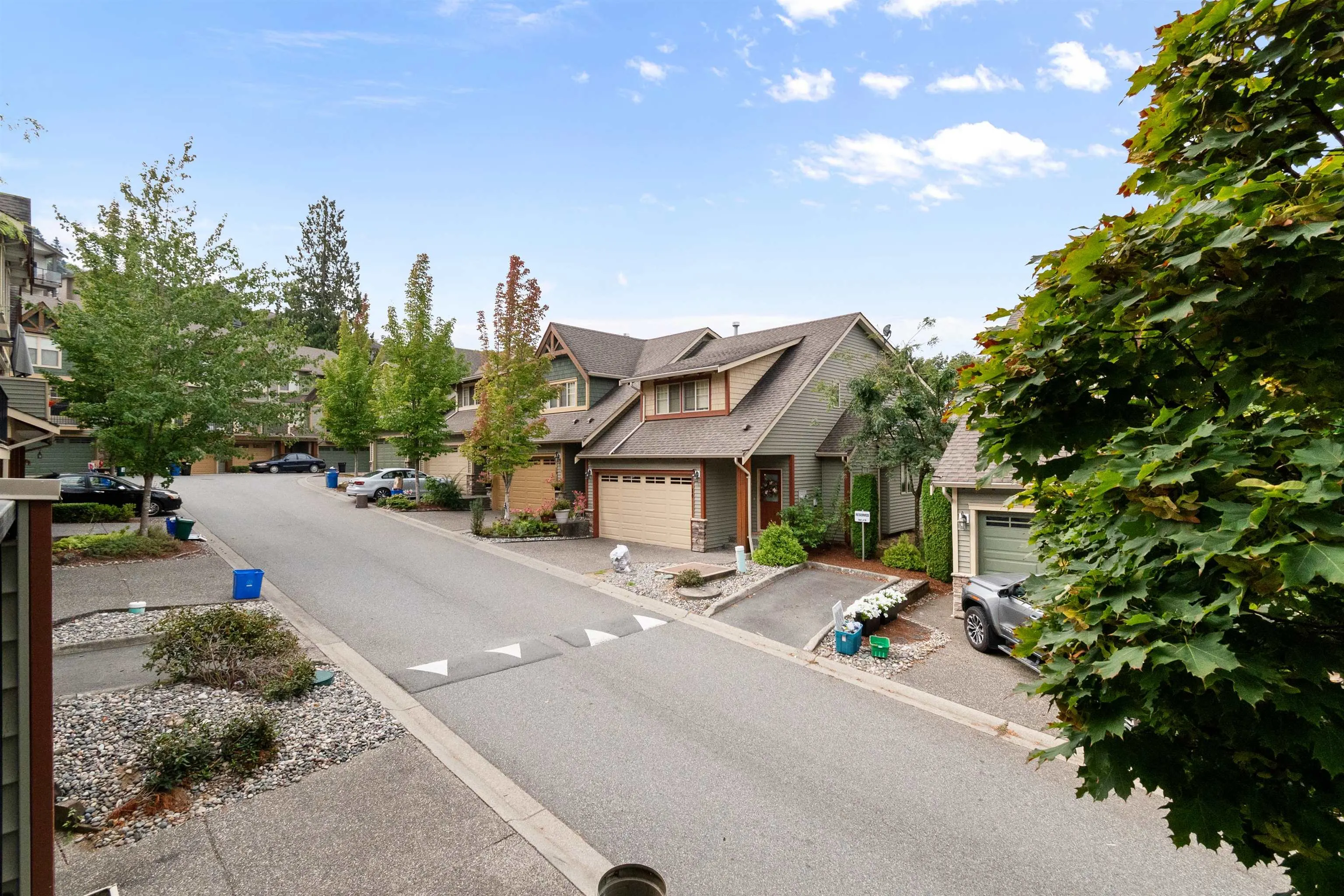 6 46840 Russell Road