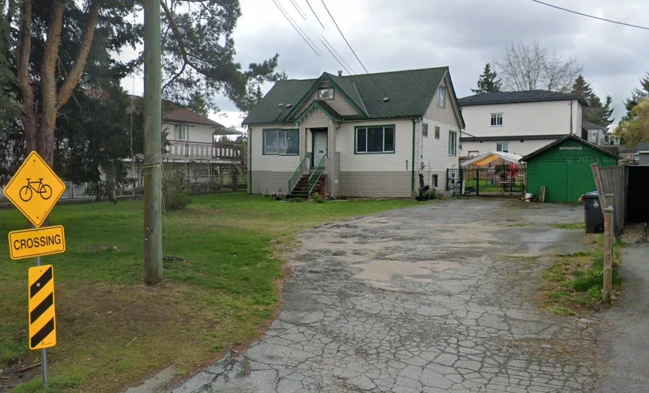13850 Grosvenor Road