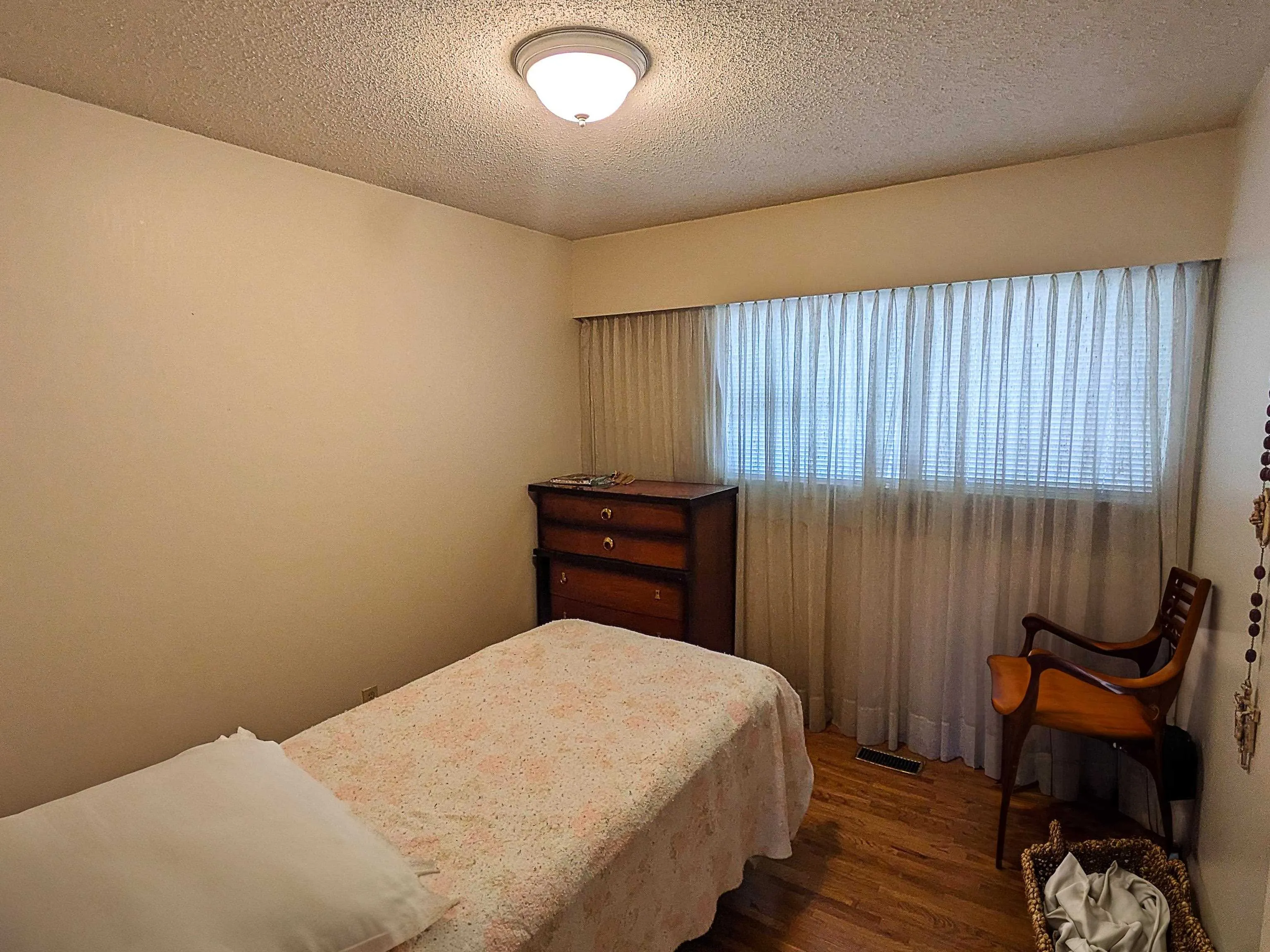 13858 Brentwood Crescent