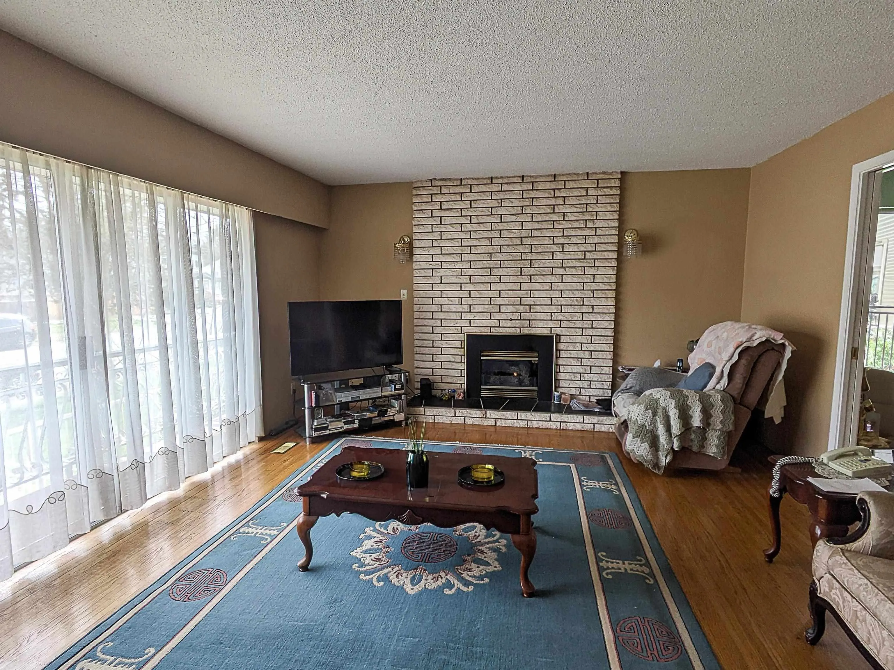 13858 Brentwood Crescent