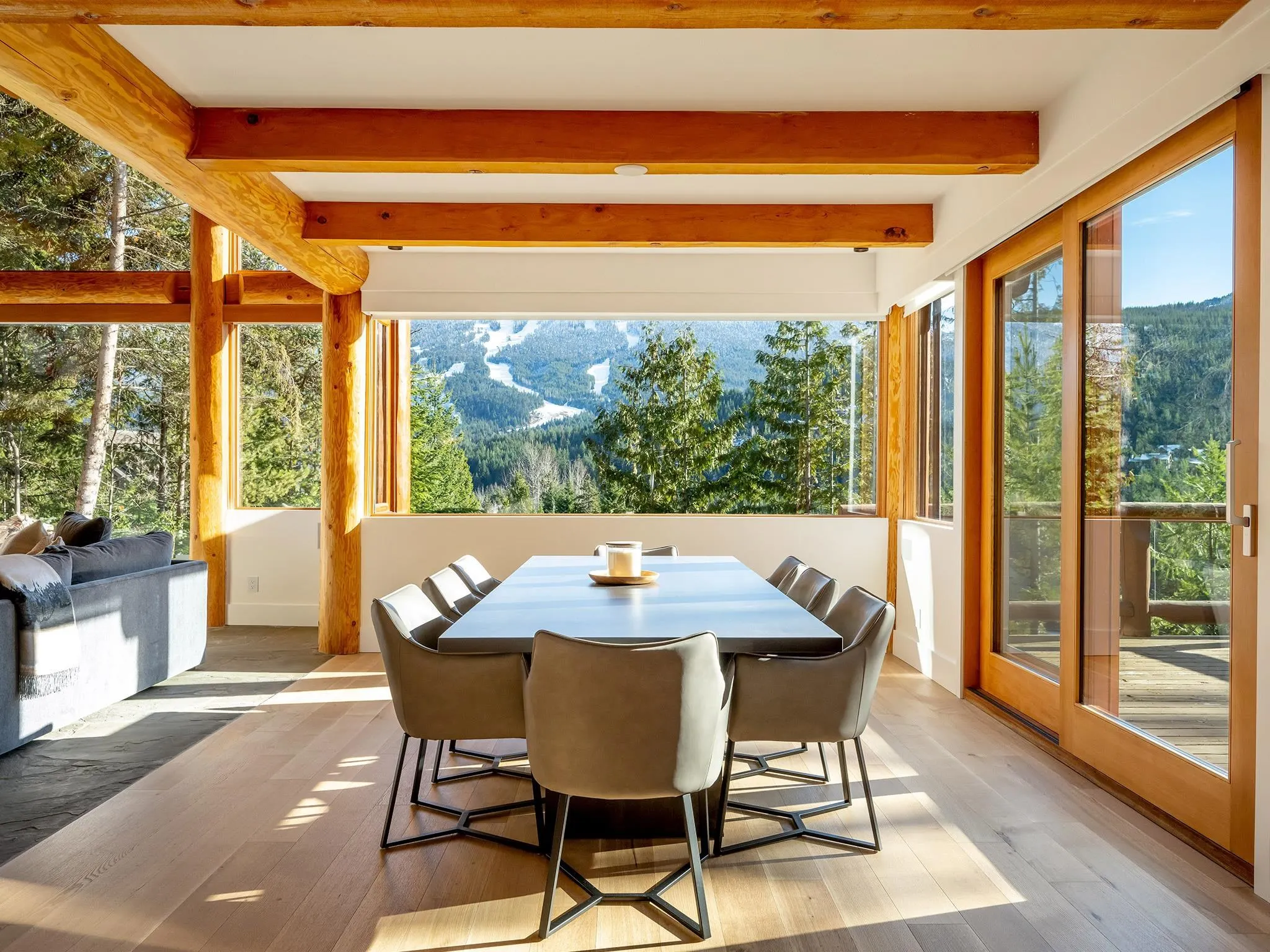 3231 Peak Drive