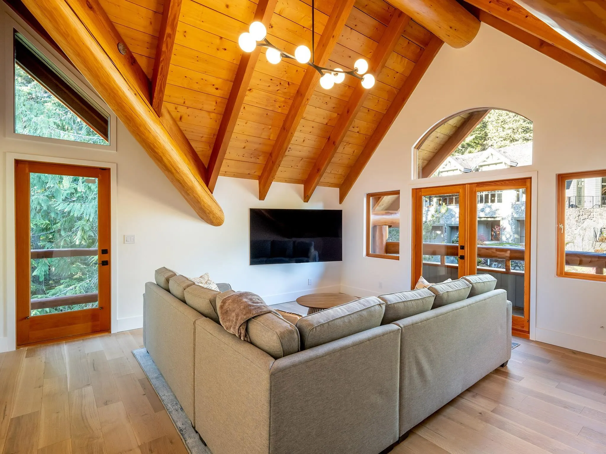 3231 Peak Drive