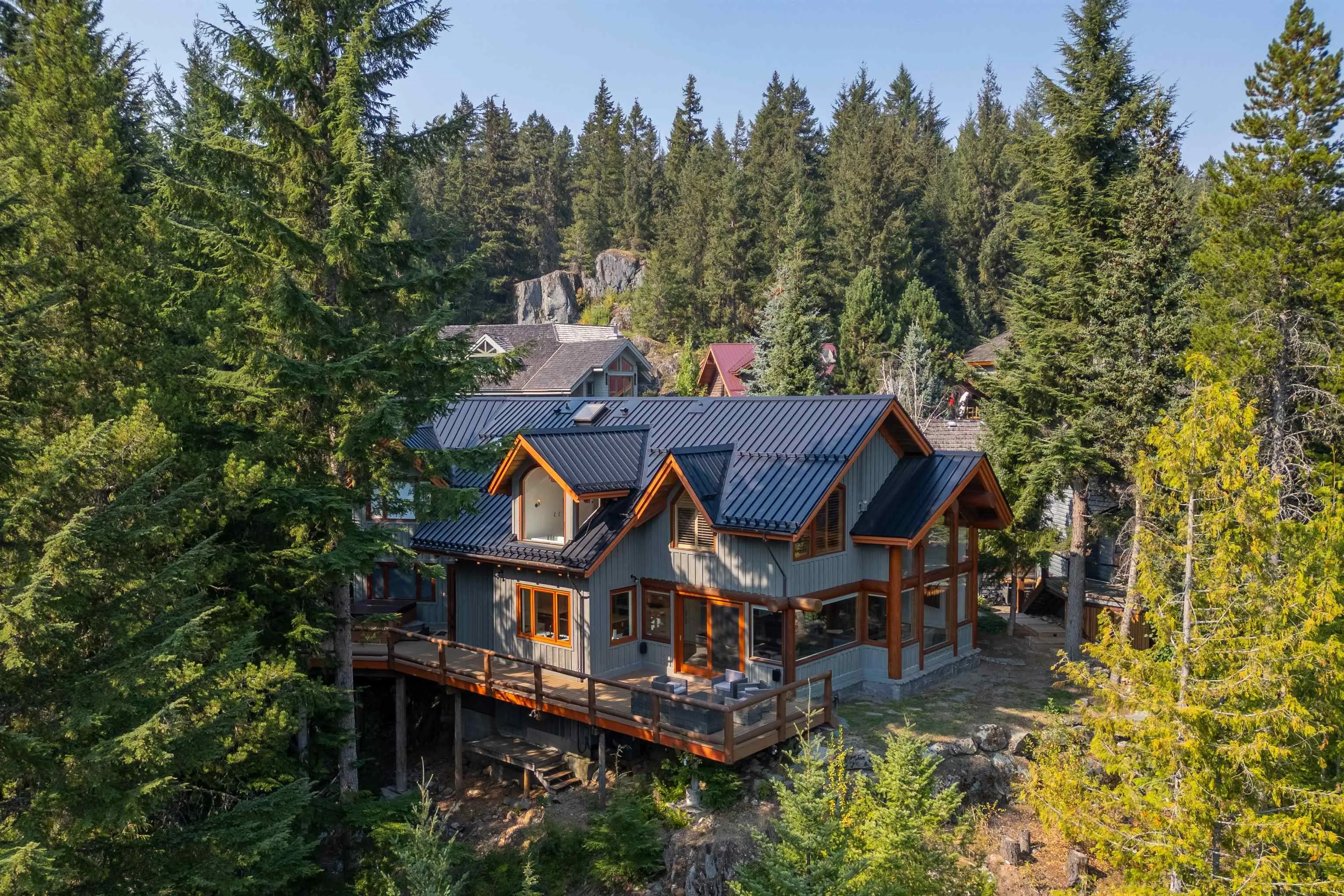 3231 Peak Drive