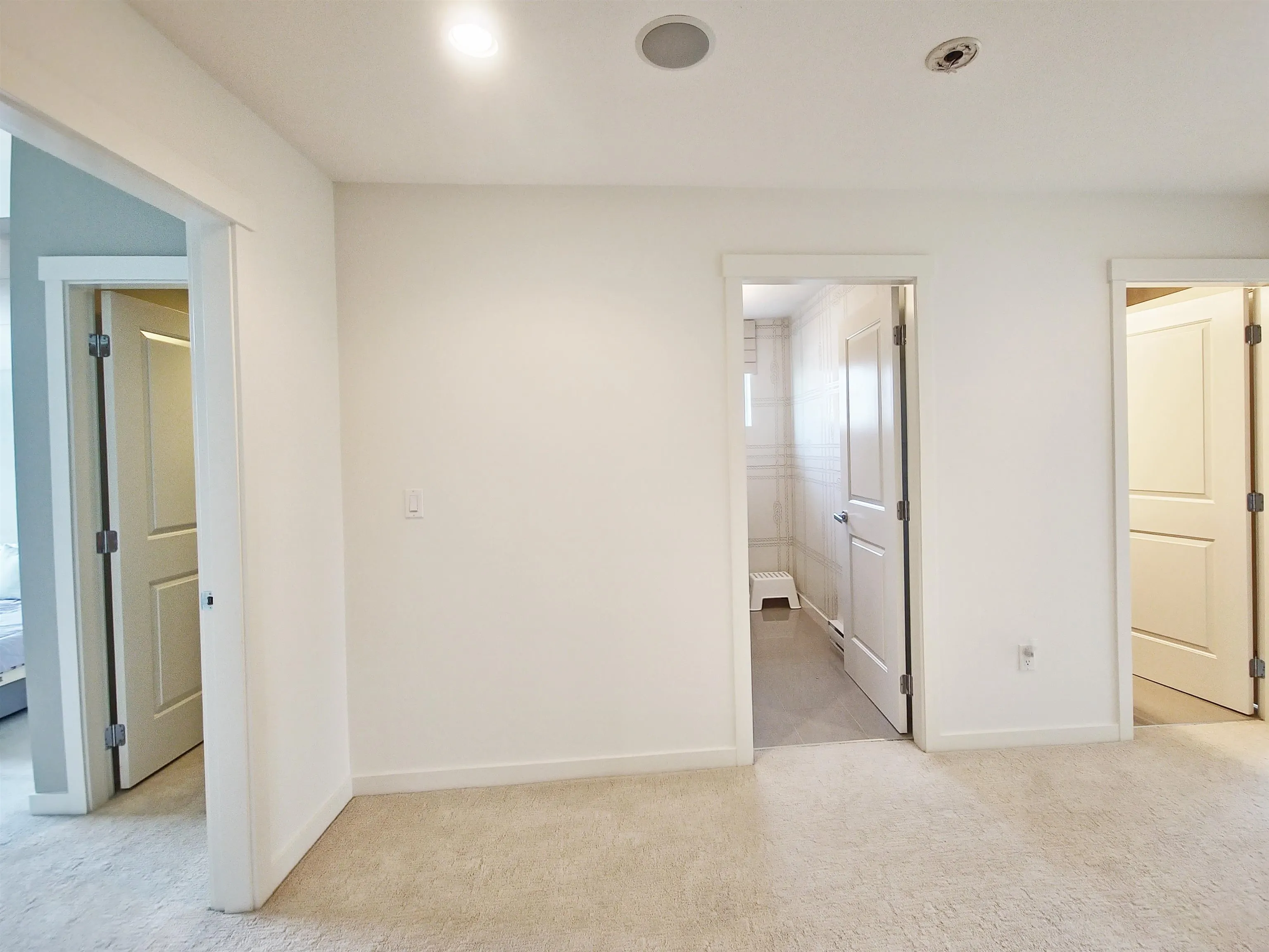14 5510 Admiral Way