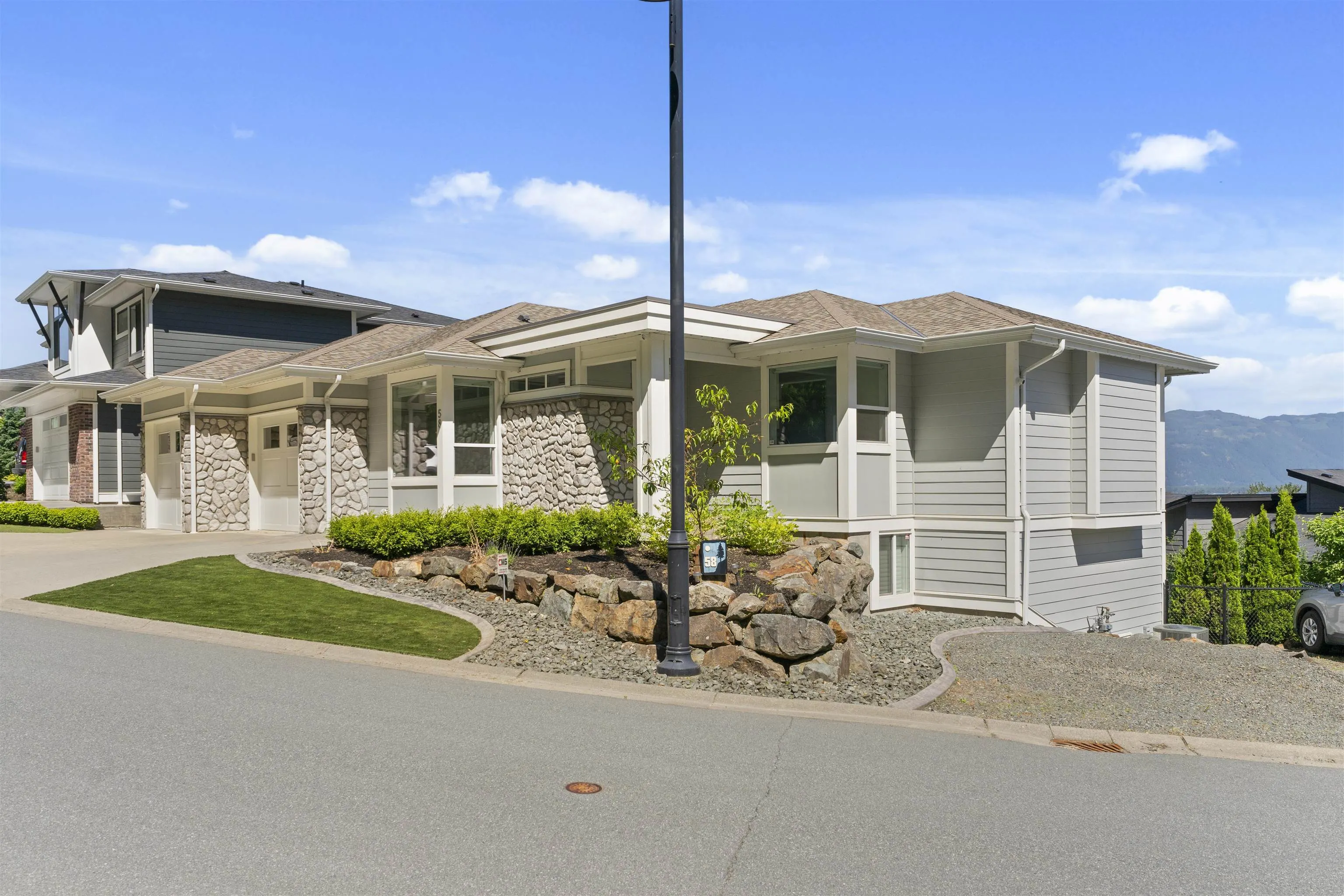 58 50778 Ledgestone Place