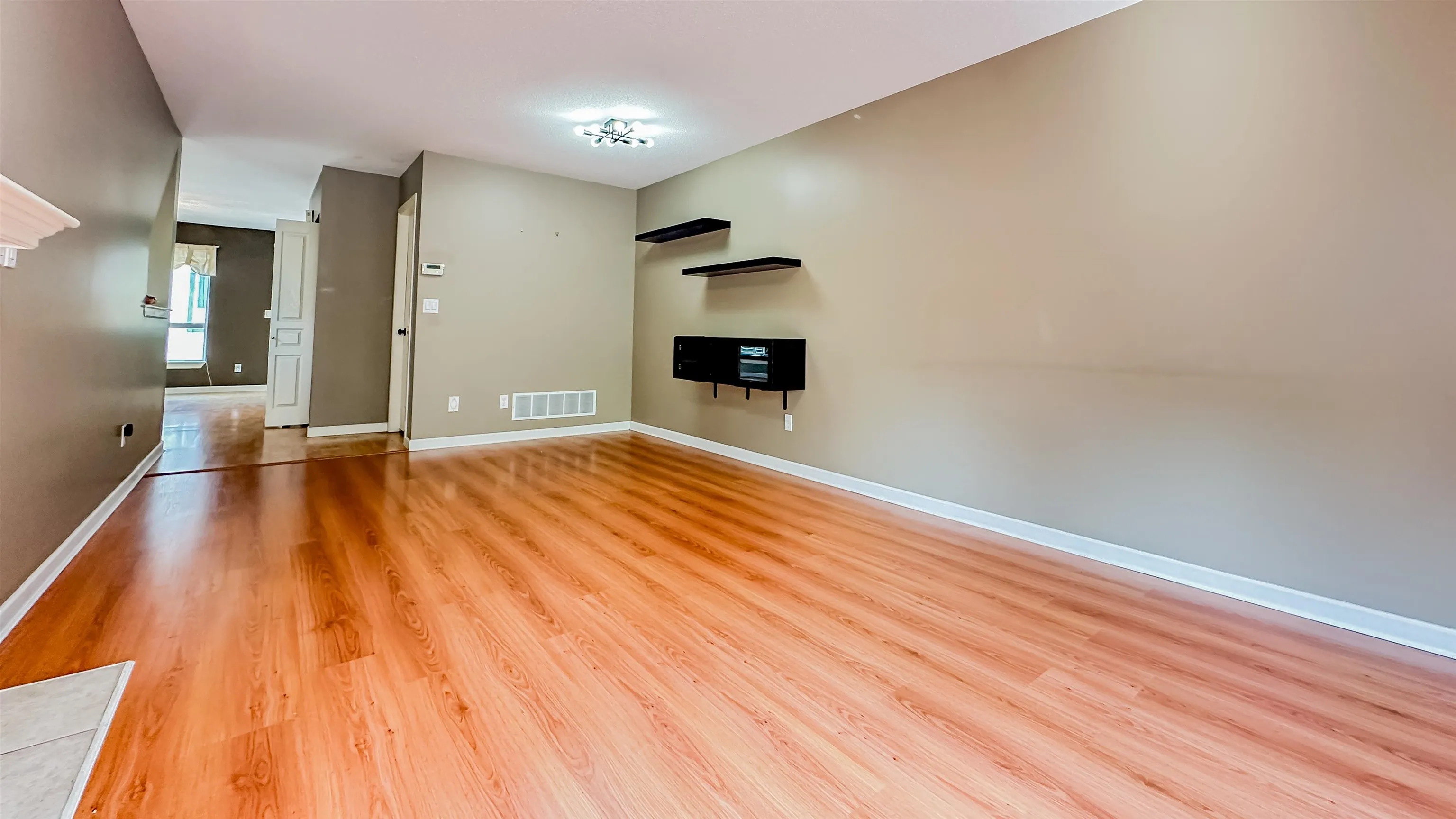 56 16388 85 Avenue