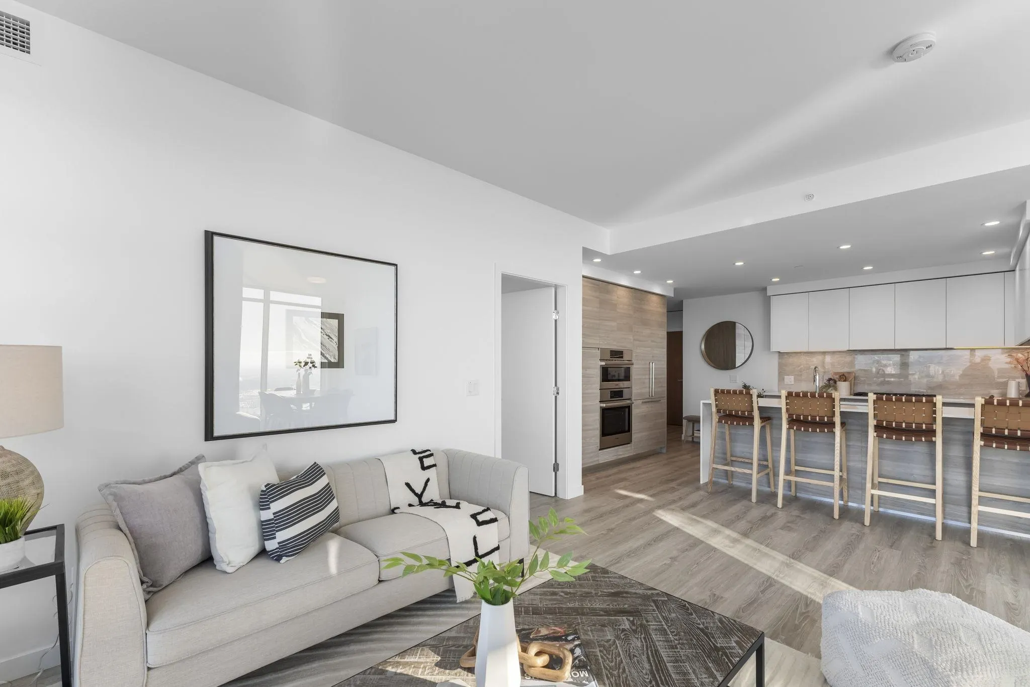3903 680 Quayside Drive