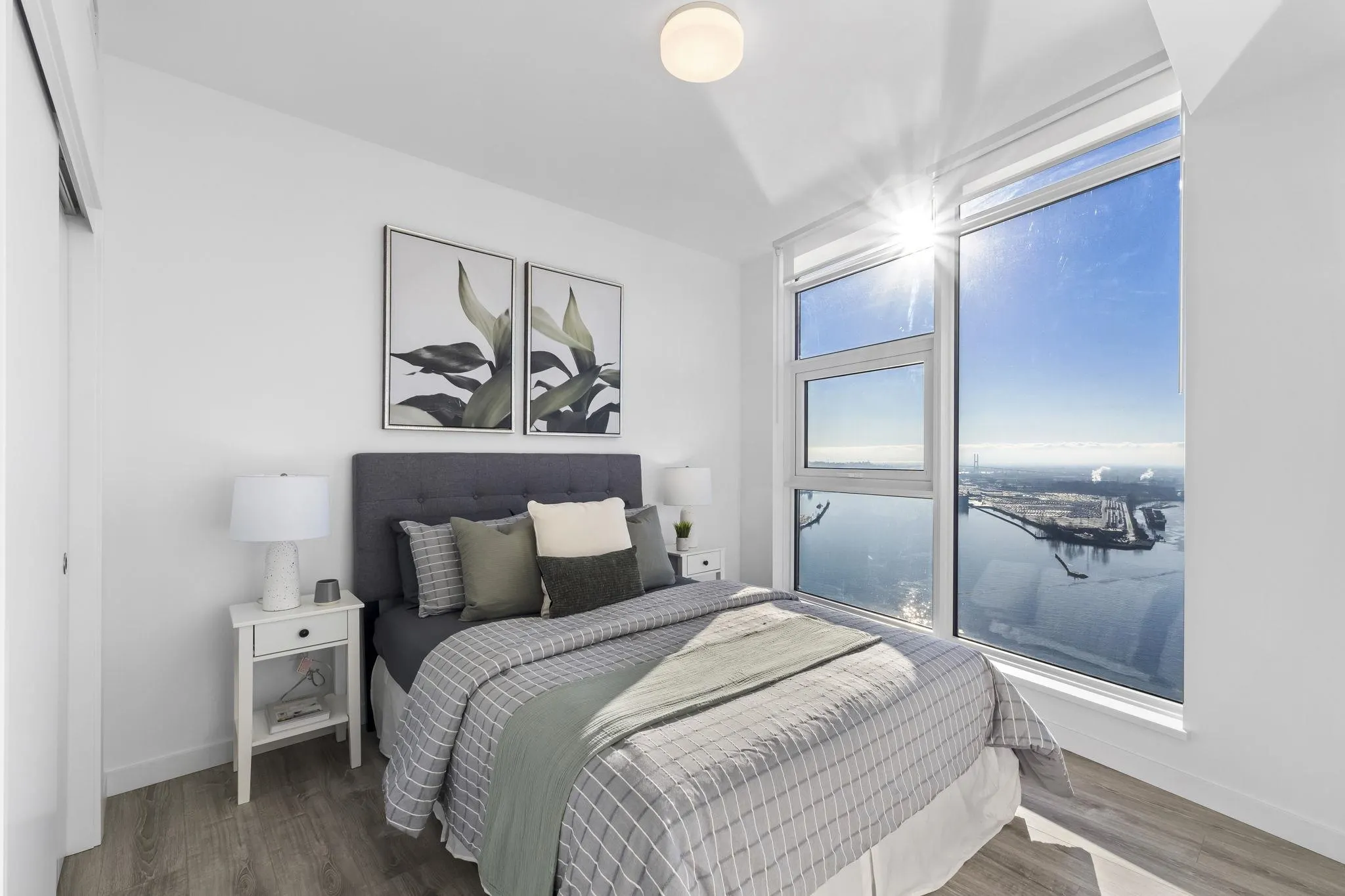 3903 680 Quayside Drive
