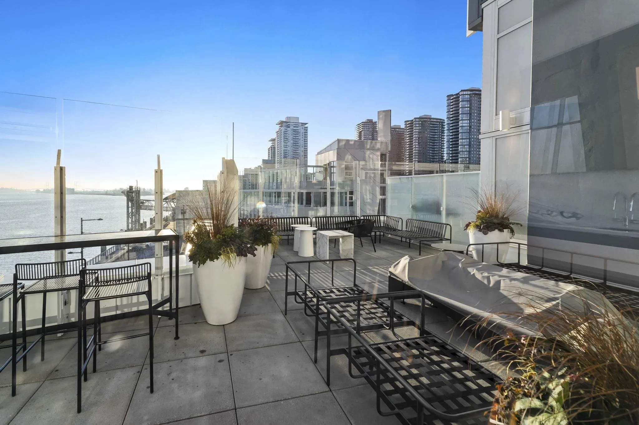 3903 680 Quayside Drive