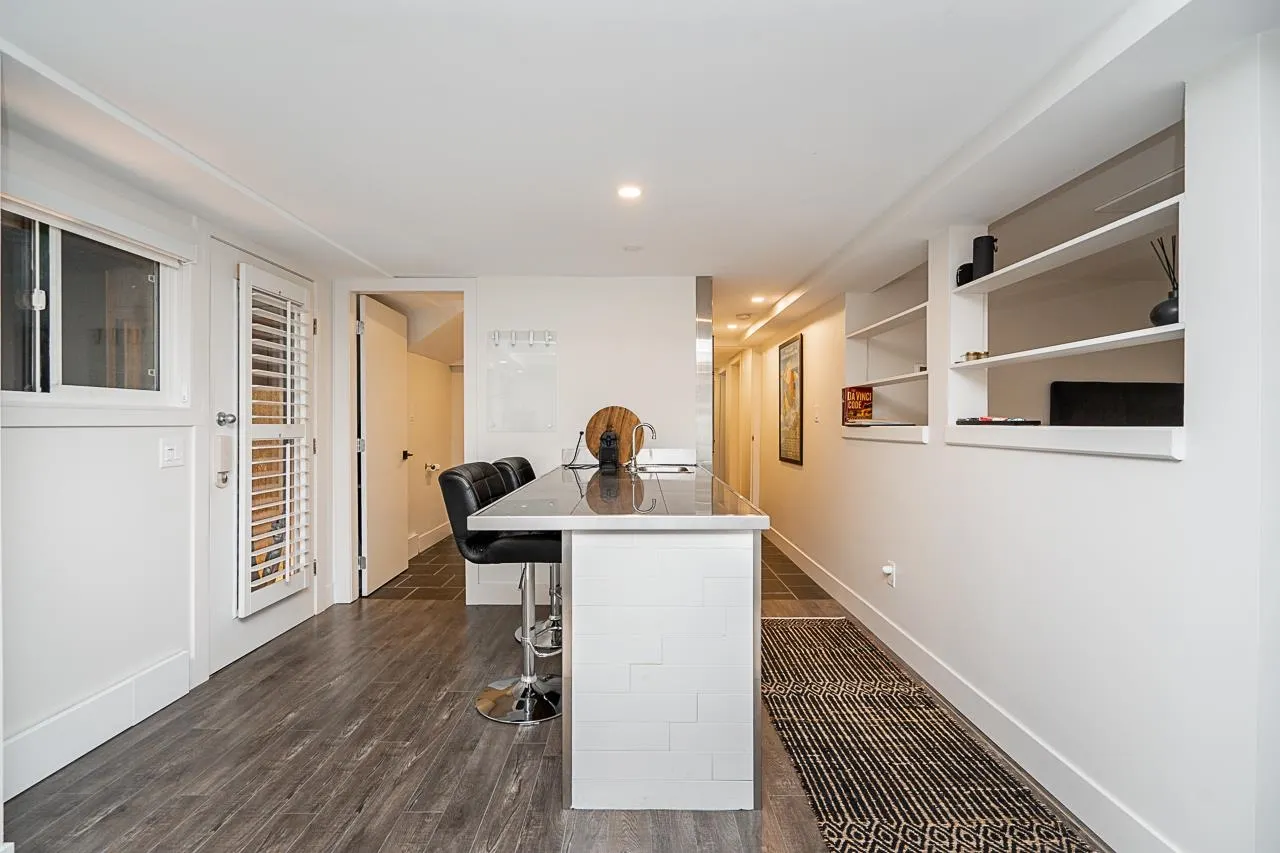 6070 Marine Drive
