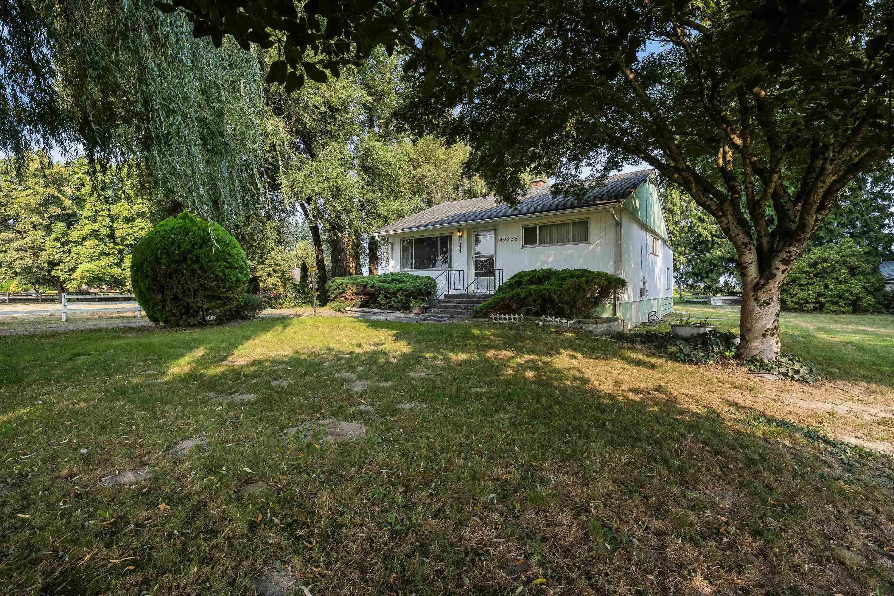 49241 Chilliwack Central Road