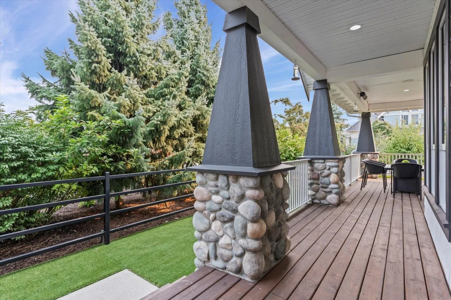 5490 Steelhead Lane