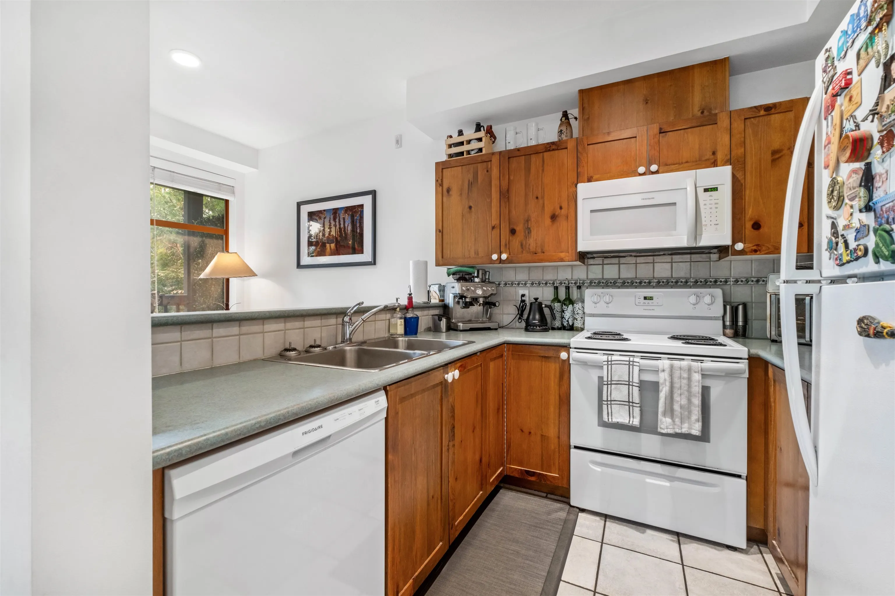 3 4355 Northlands Boulevard