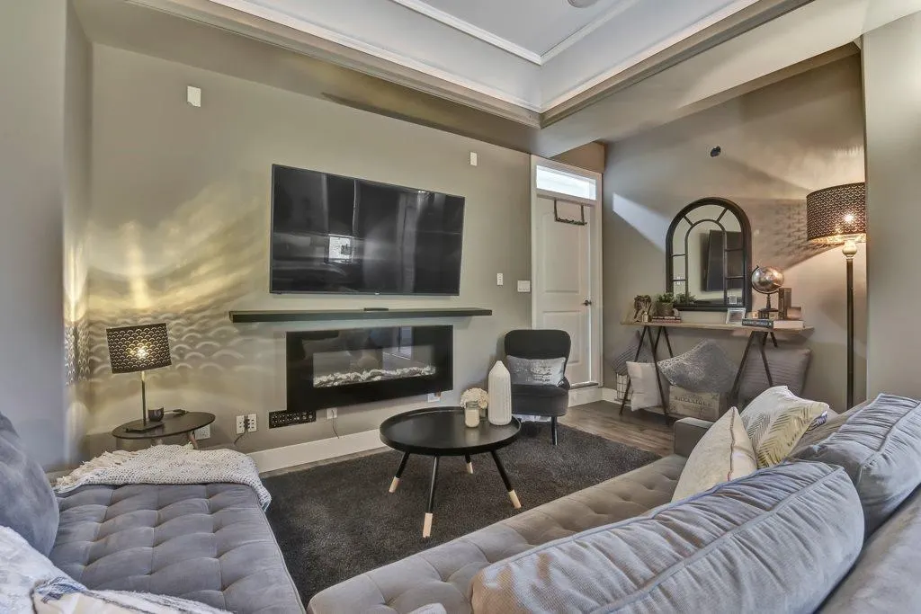 8692 170 Street