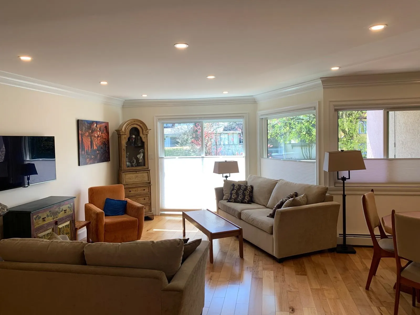 318 1235 W 15th Avenue