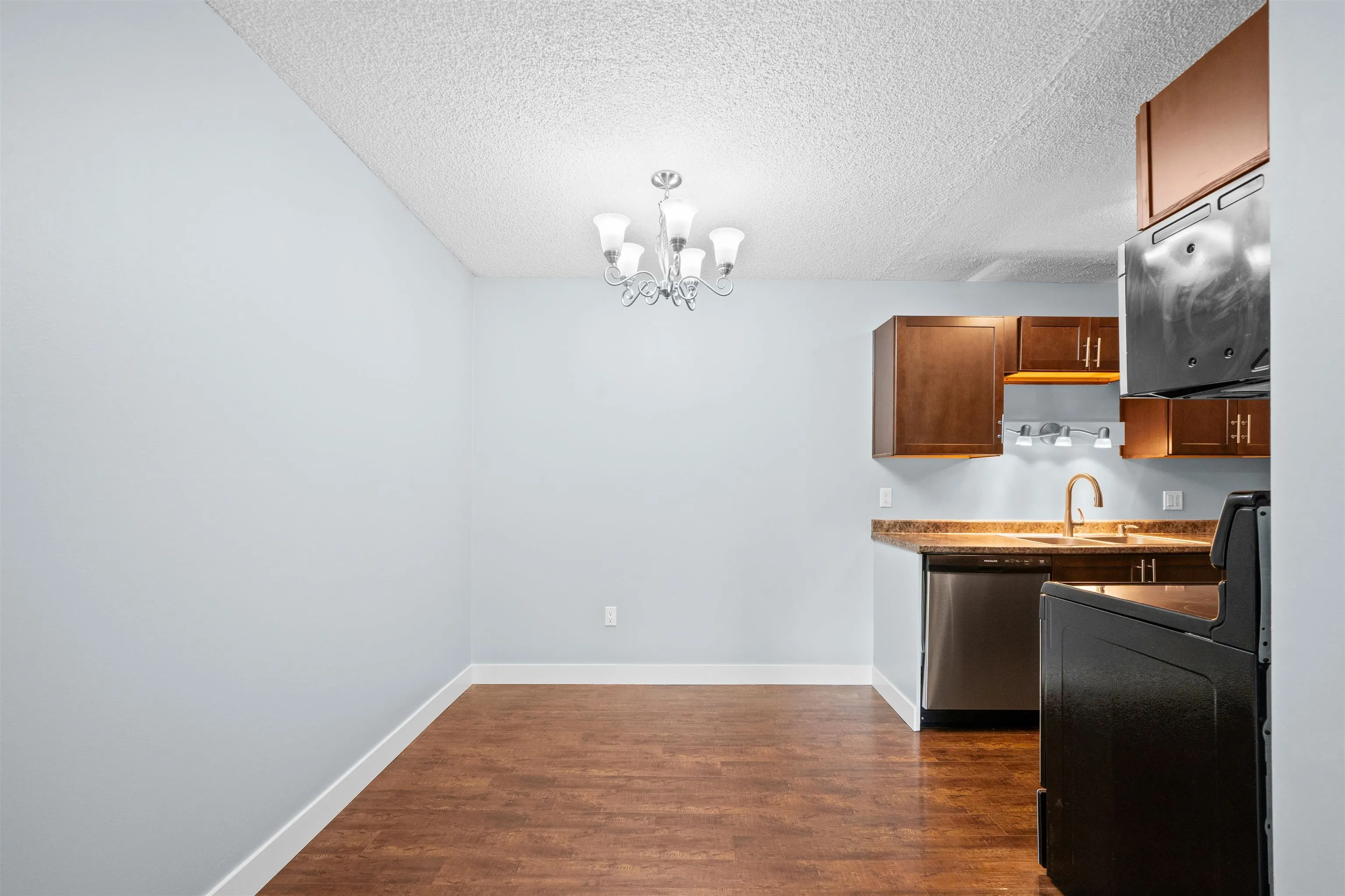 201 3901 Carrigan Court