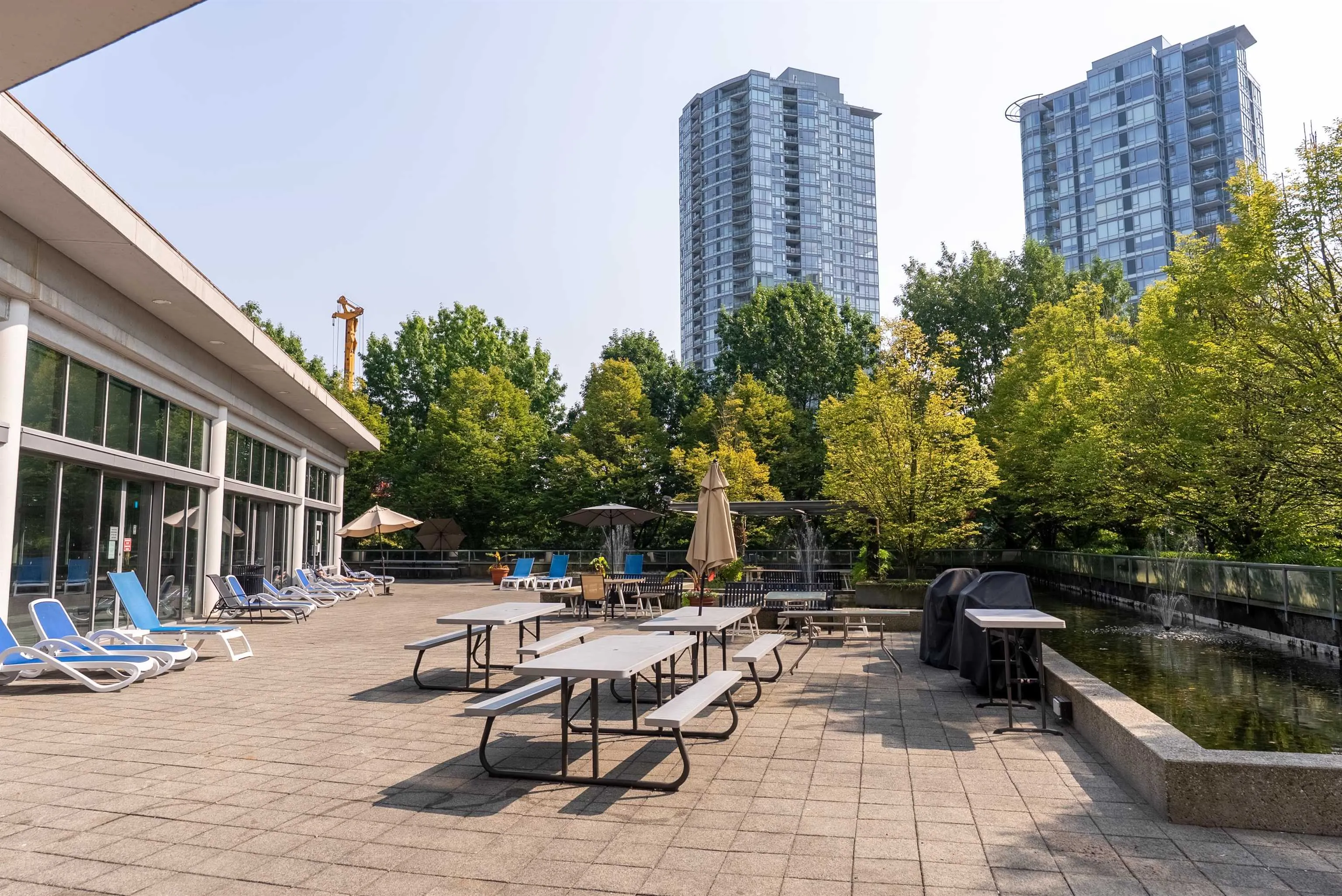 1203 1008 Cambie Street