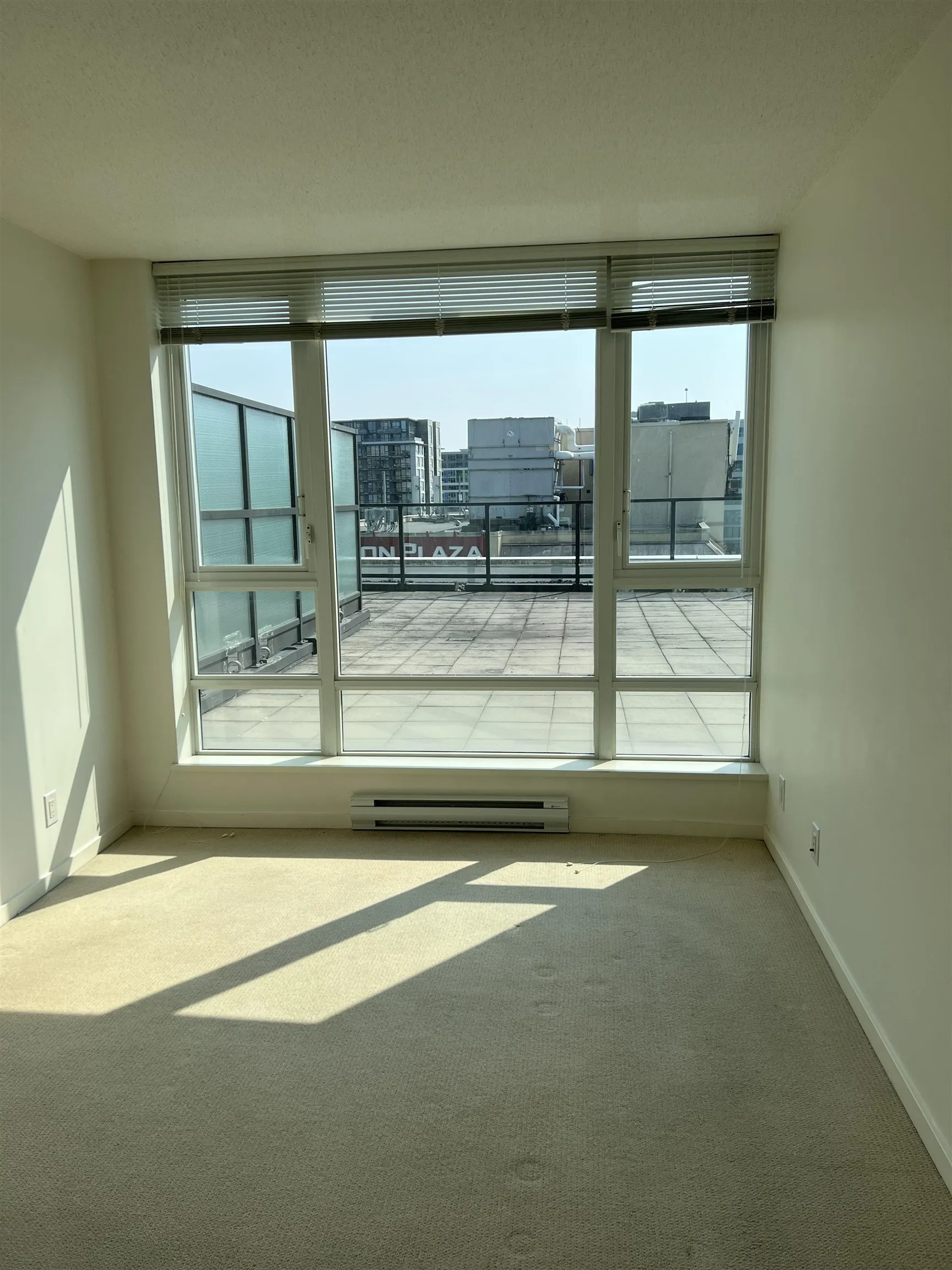 1213 7988 Ackroyd Road