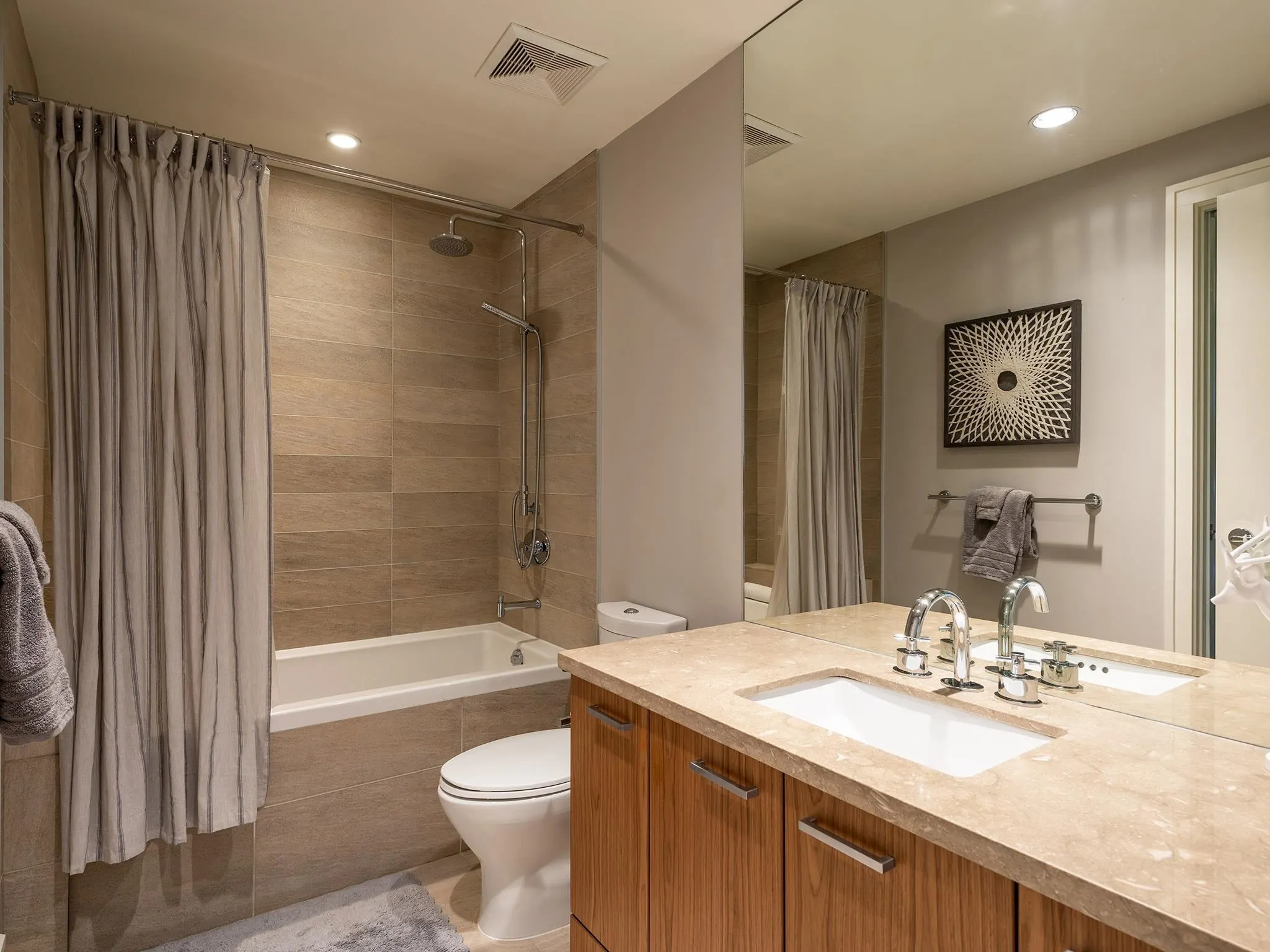 25 7124 Nancy Greene Drive