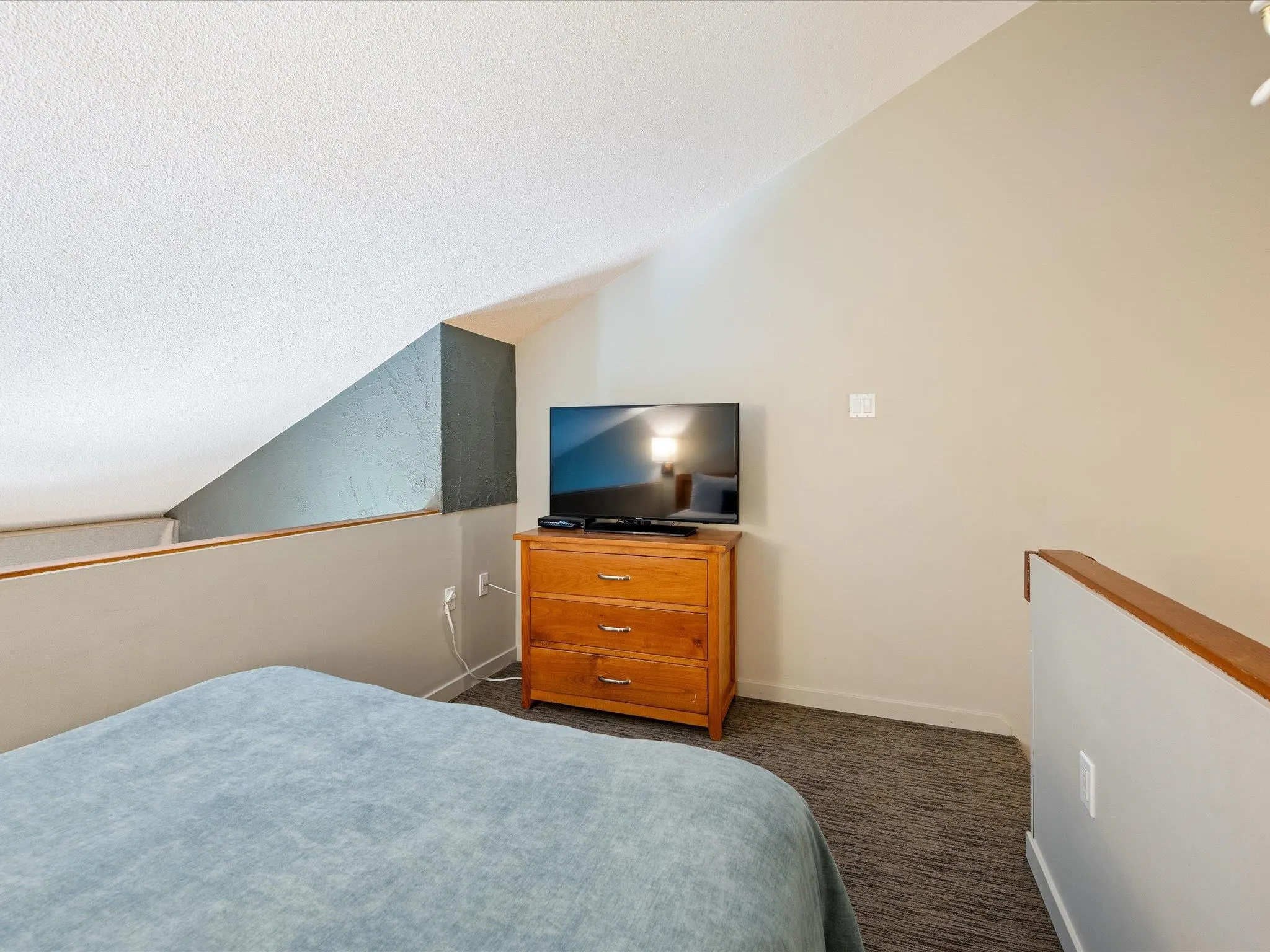 306 4420 Sundial Place