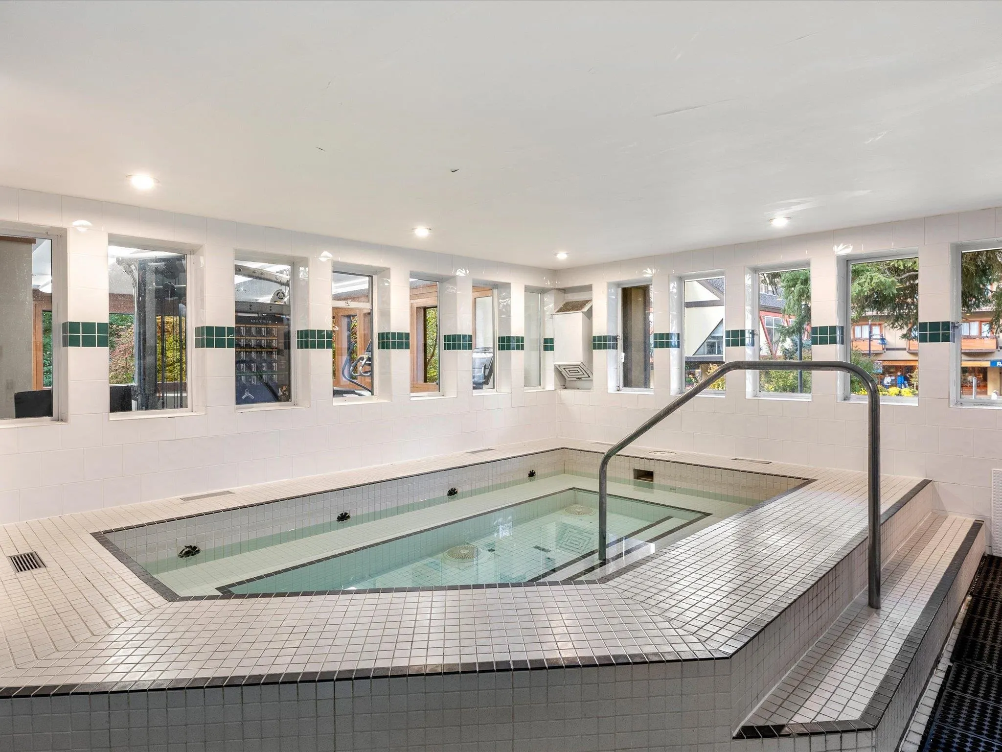 306 4420 Sundial Place