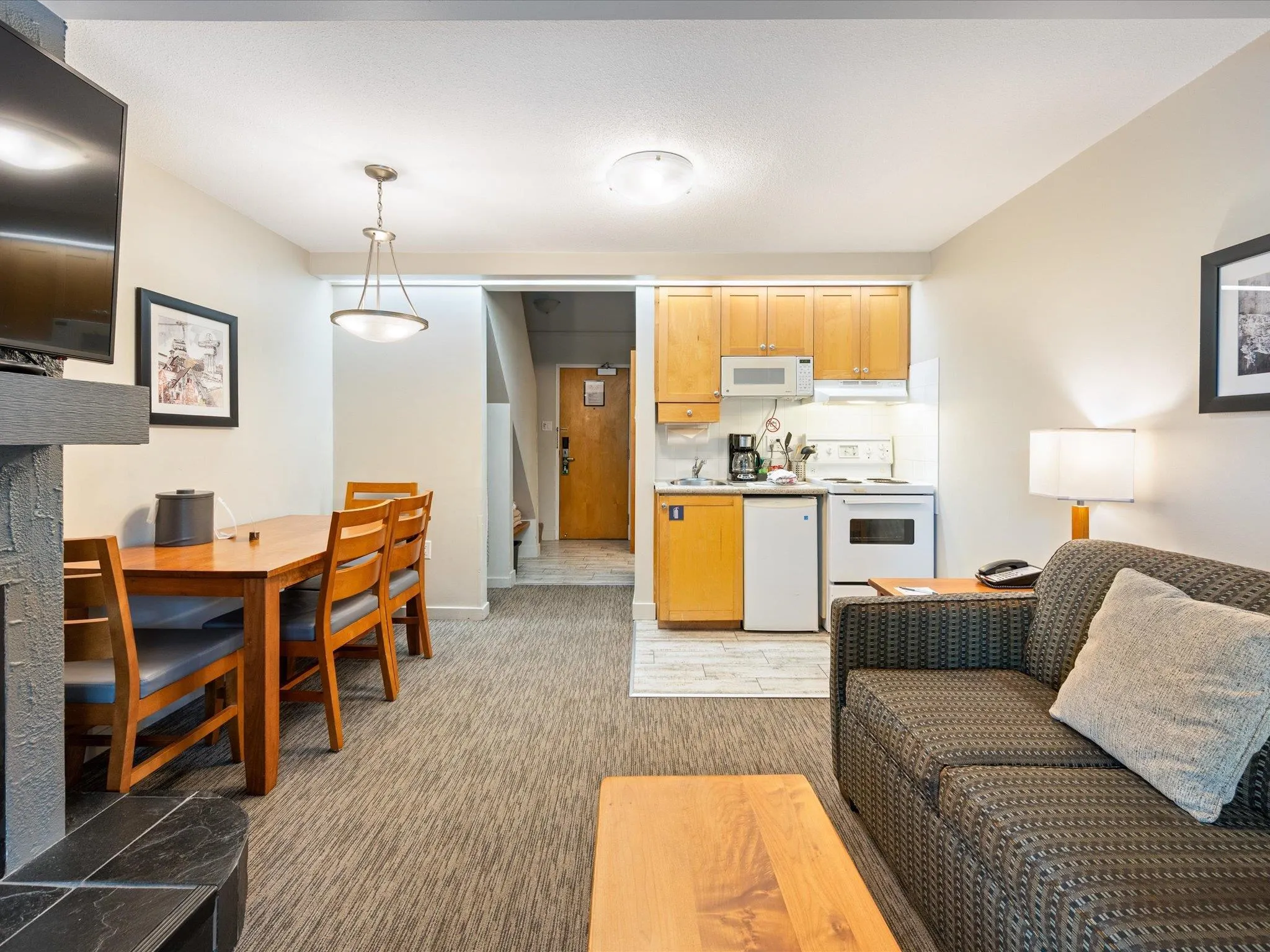 306 4420 Sundial Place