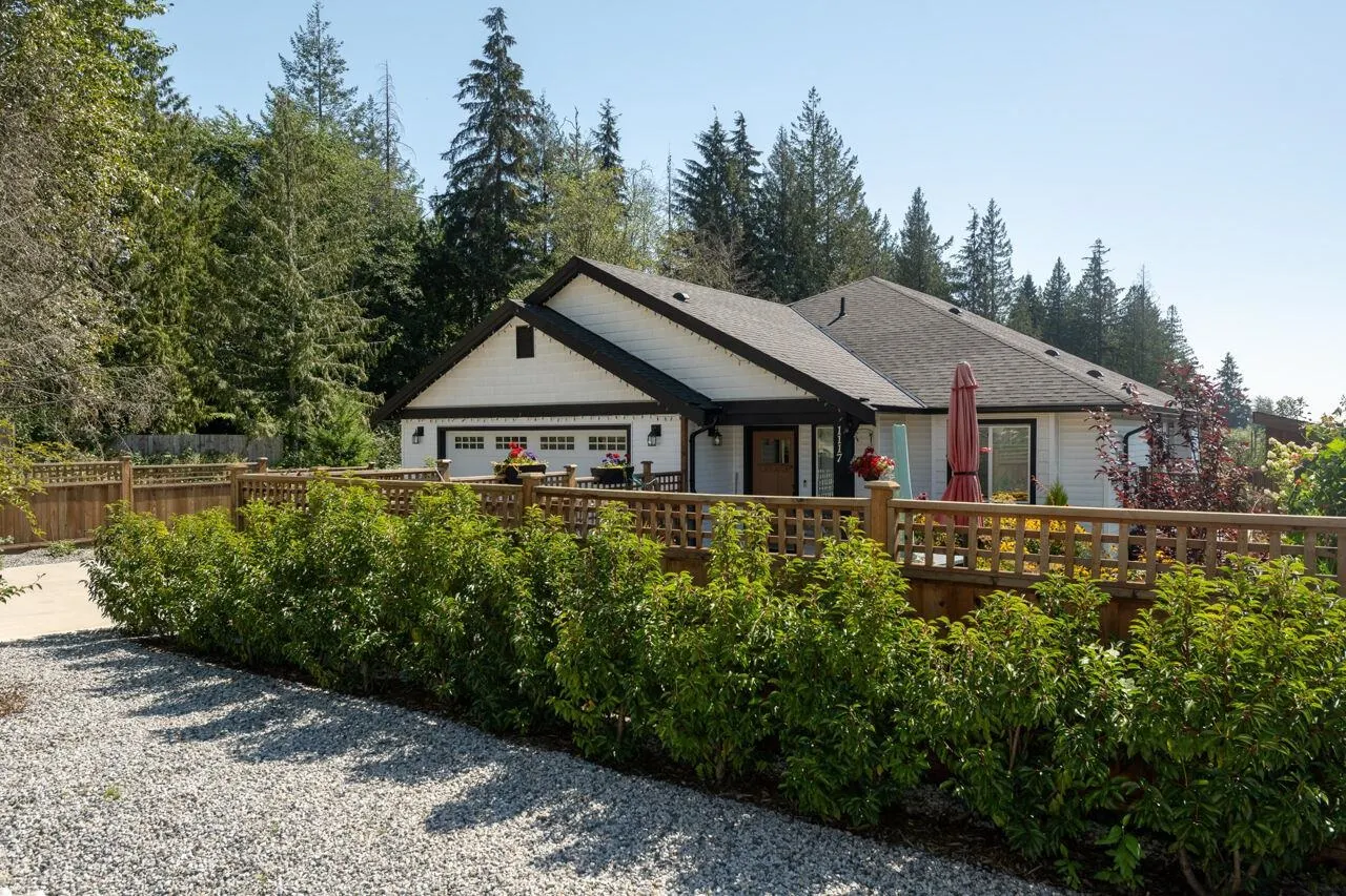 1117 Celia Crescent