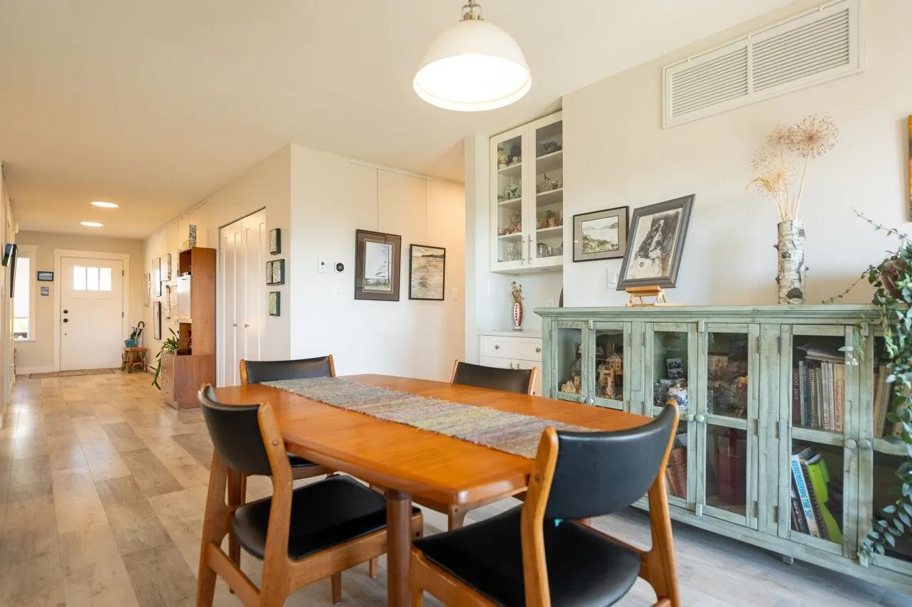 1117 Celia Crescent