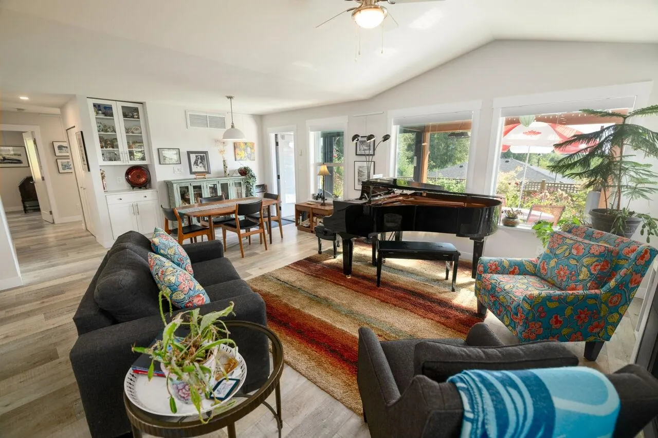 1117 Celia Crescent