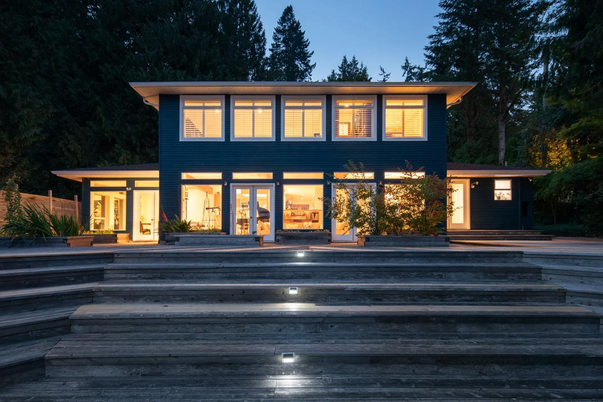 5439 Indian River Drive