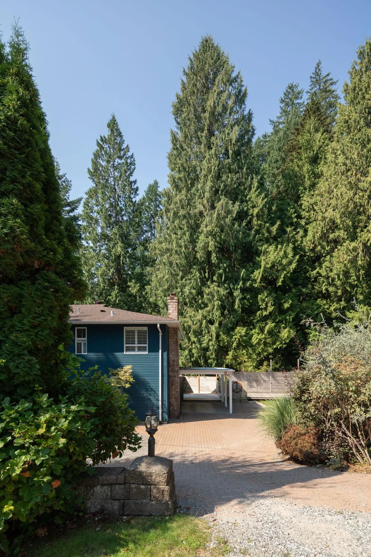 5439 Indian River Drive