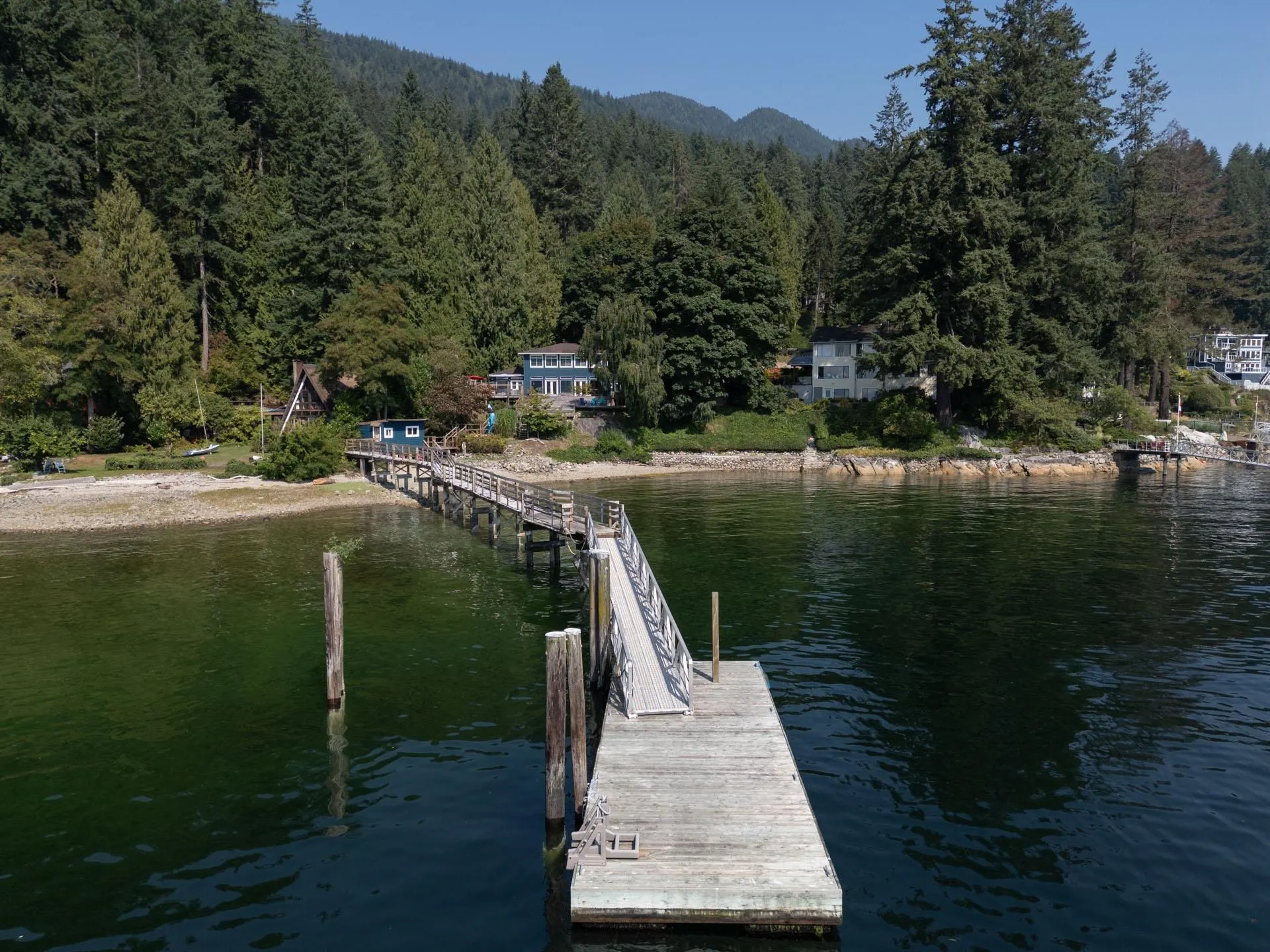 5439 Indian River Drive