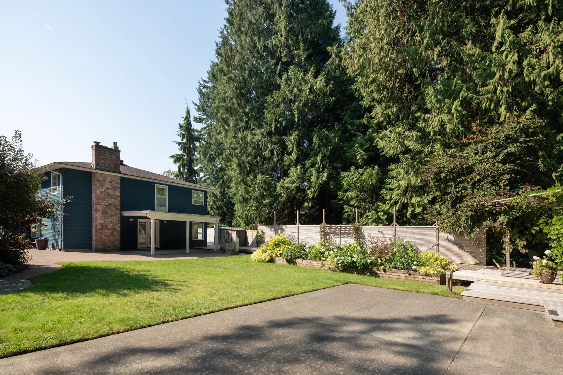 5439 Indian River Drive