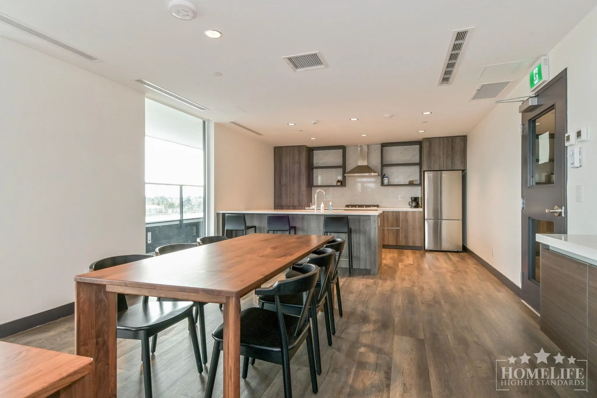1903 10750 135a Street