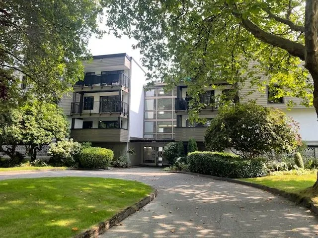 124 8880 No. 1 Road
