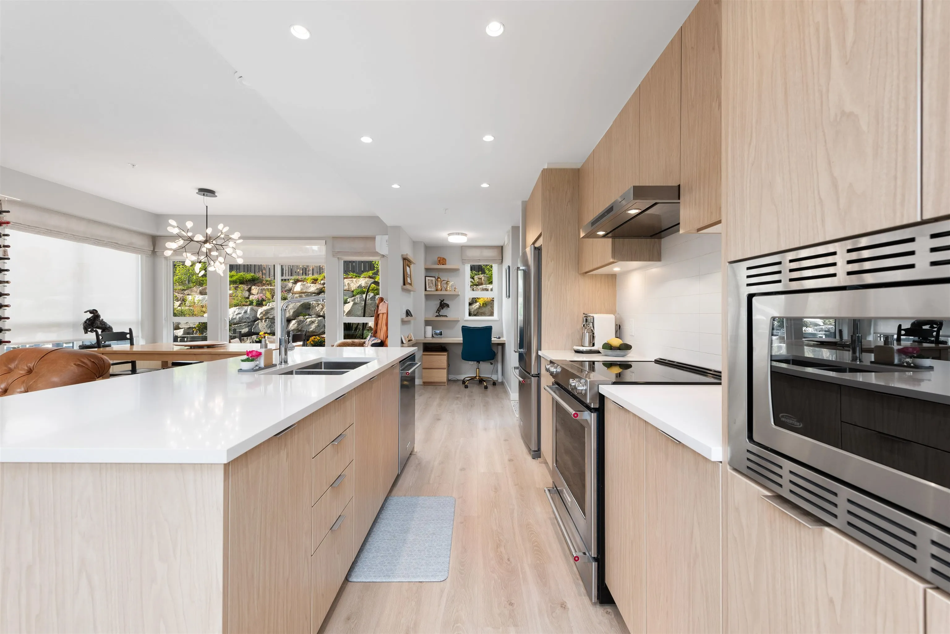 41204 Highline Place