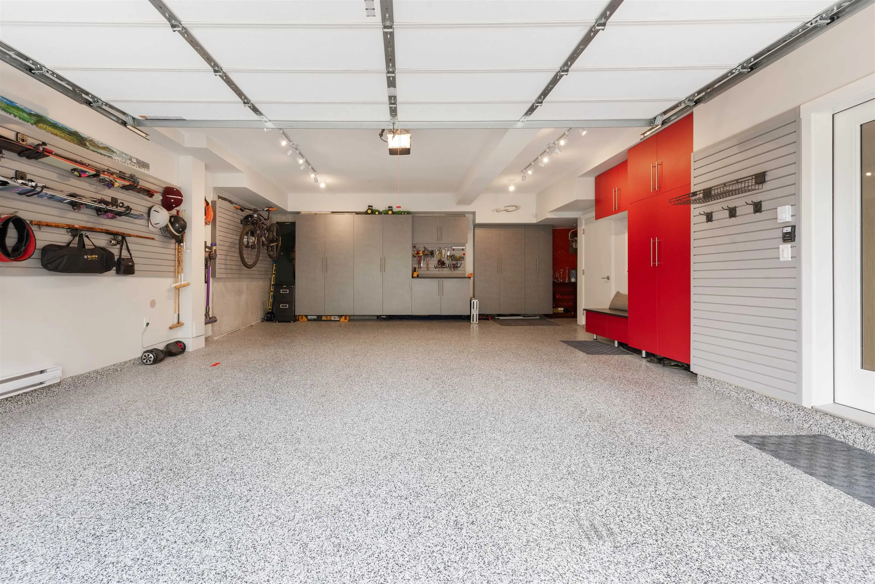 41204 Highline Place