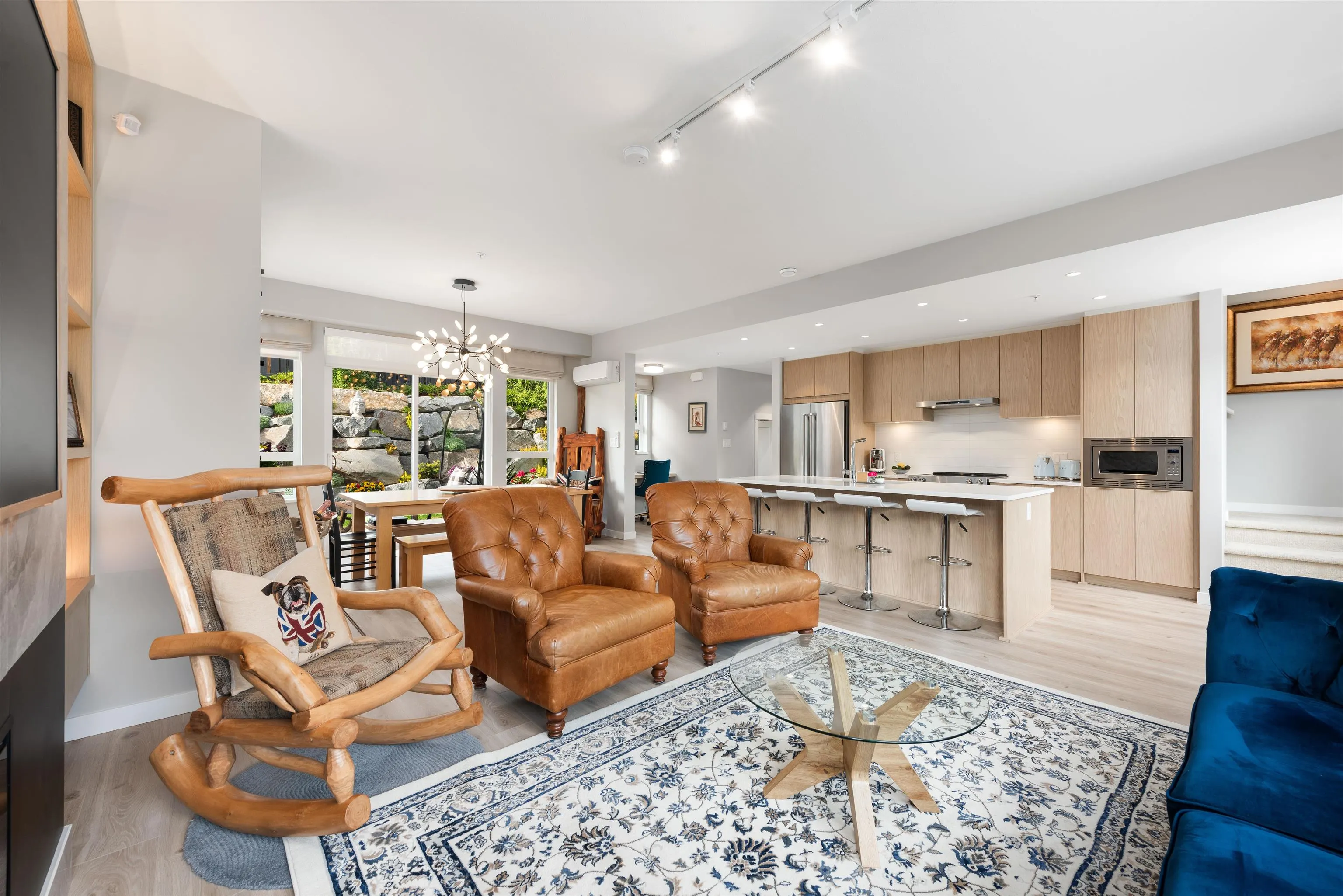 41204 Highline Place