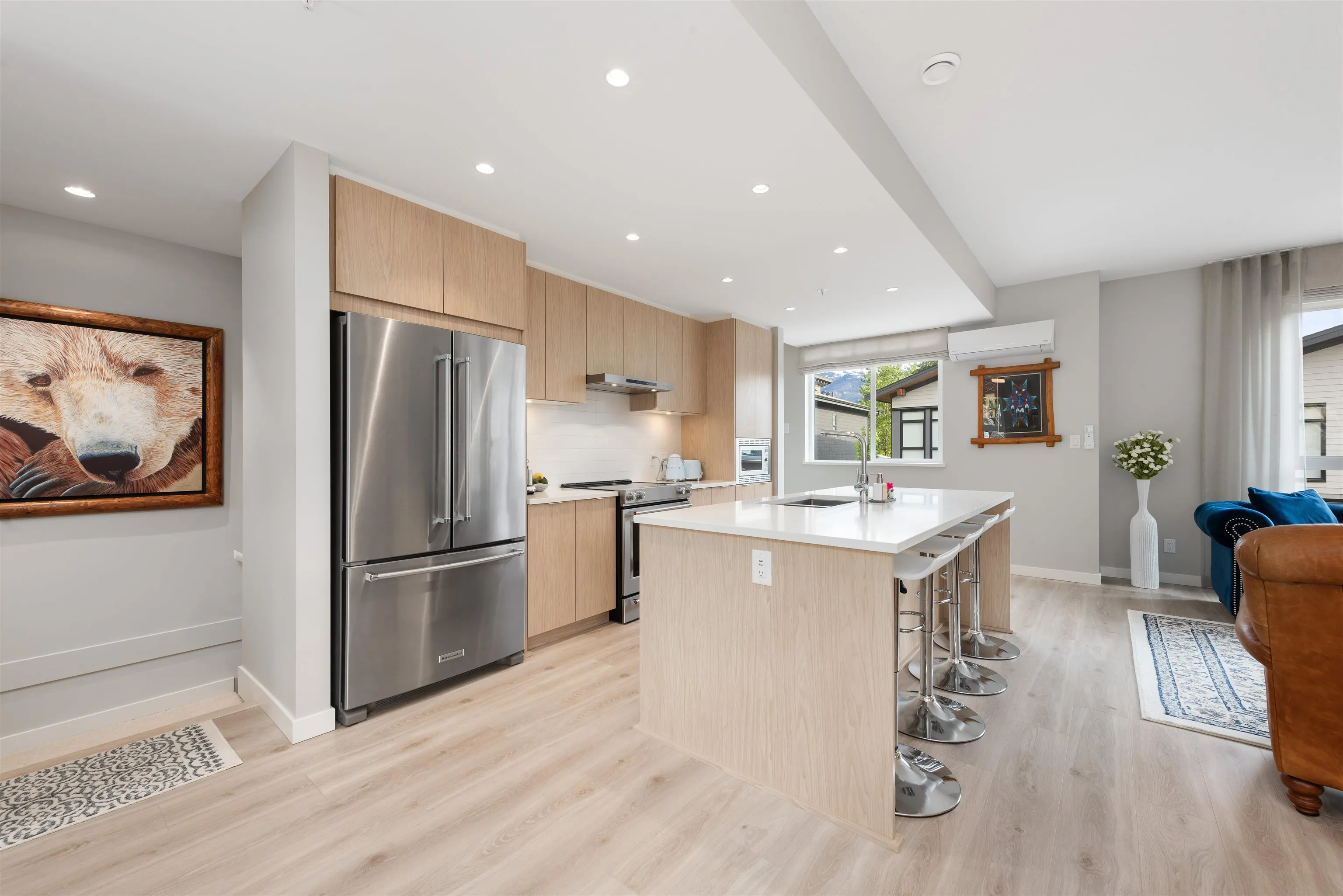 41204 Highline Place