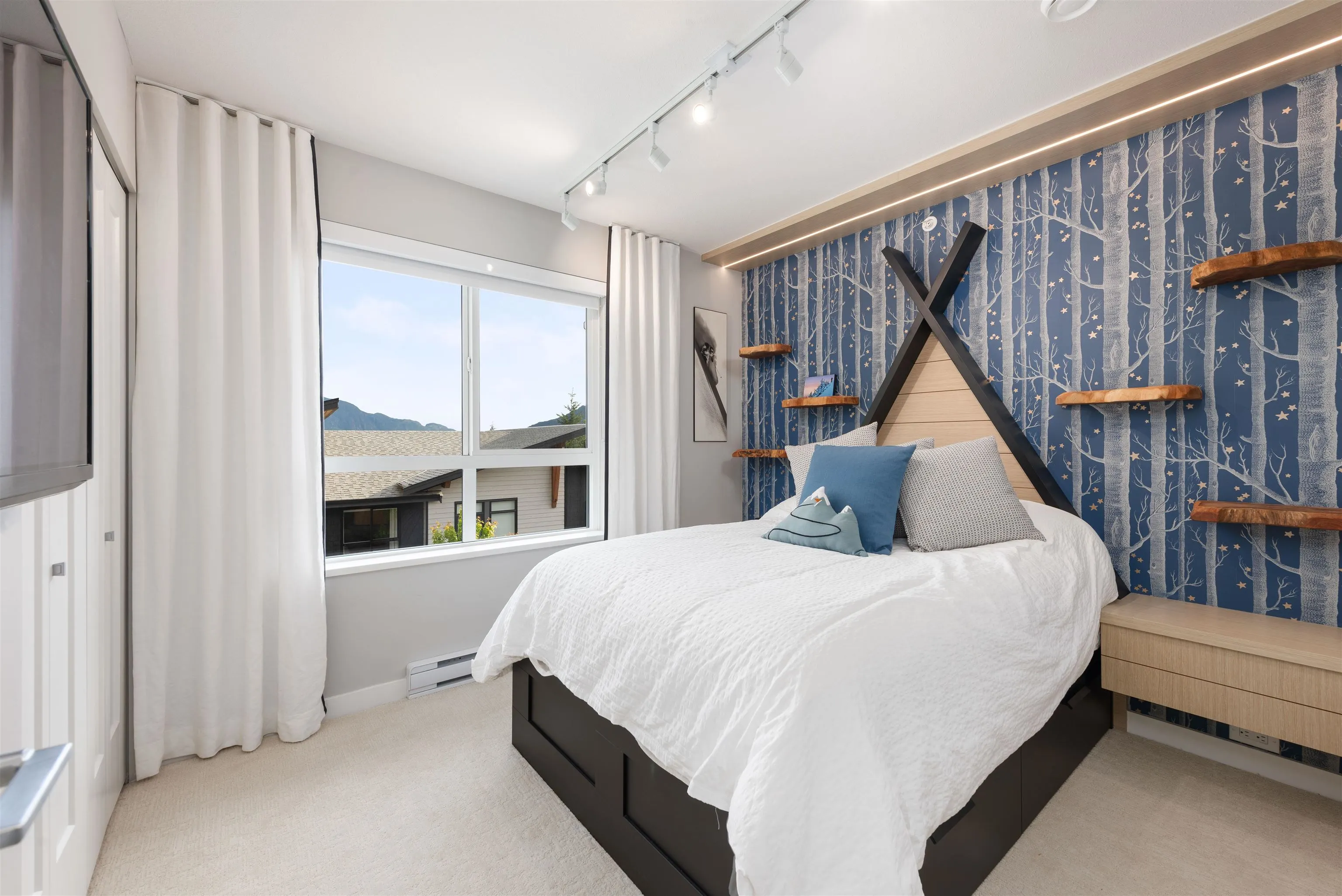 41204 Highline Place